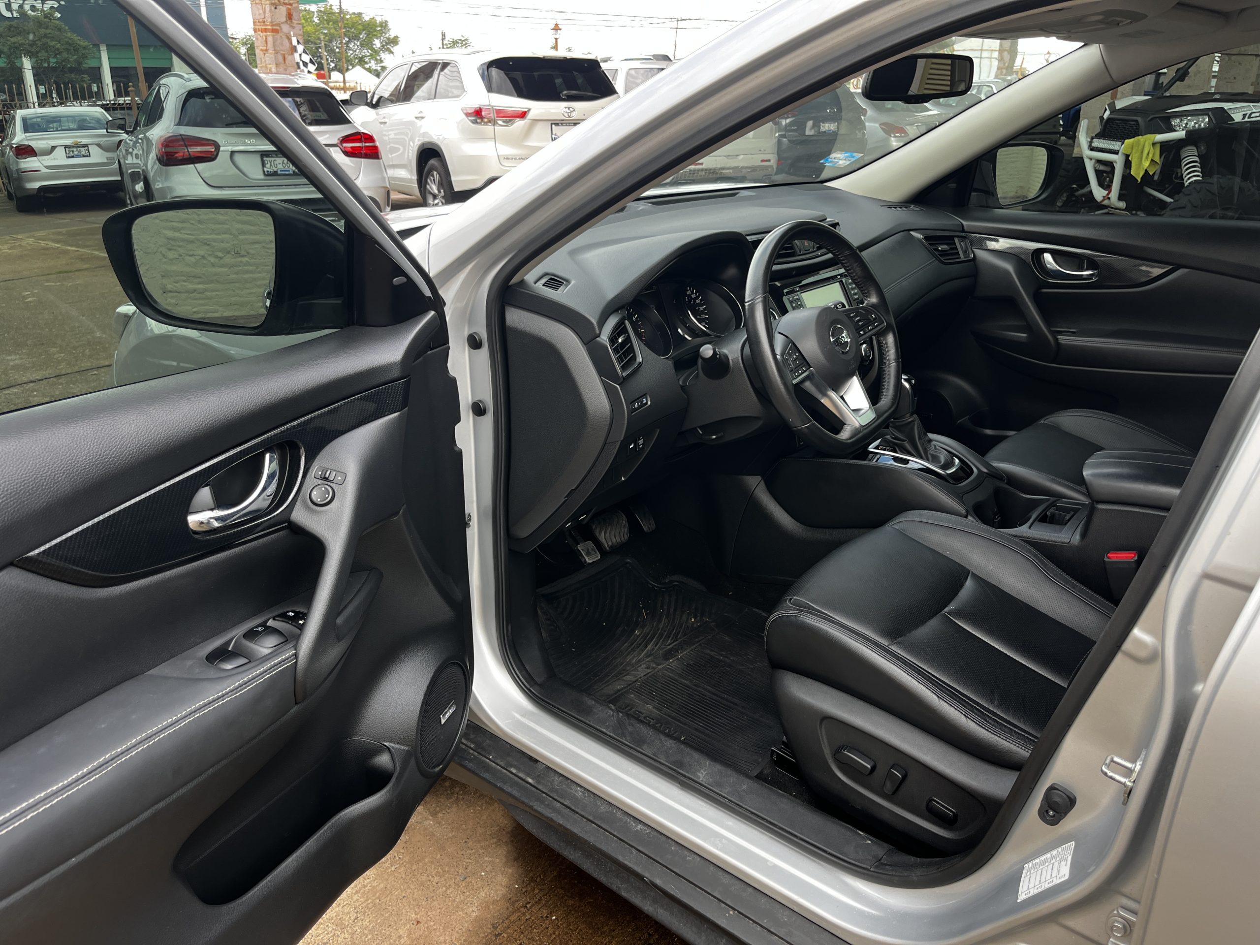 Nissan X-Trail 2019 Exclusive Automático Plata