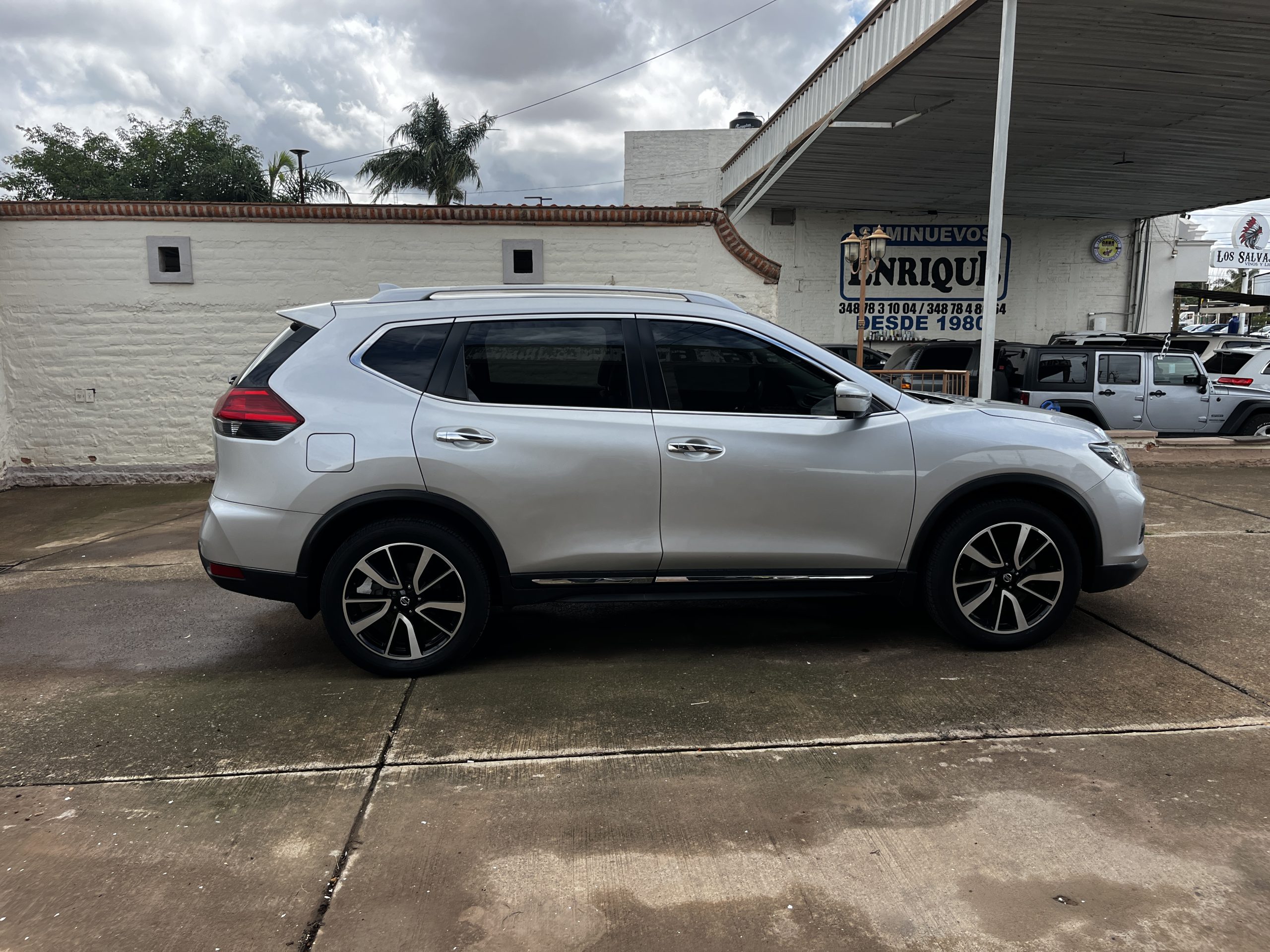 Nissan X-Trail 2019 Exclusive Automático Plata