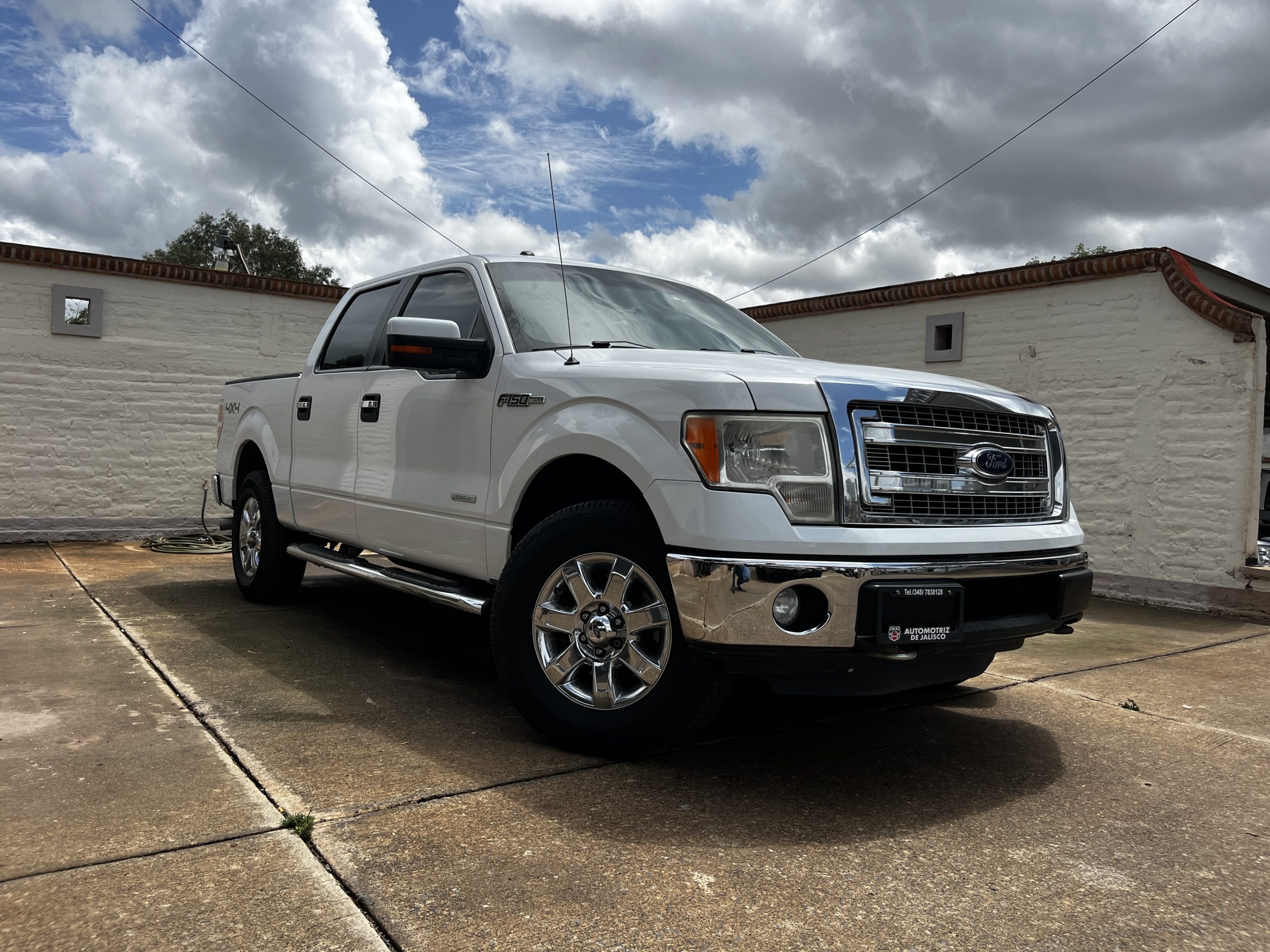 Ford F150 2013 Crew Cab 4x4 V6 Automático Blanco