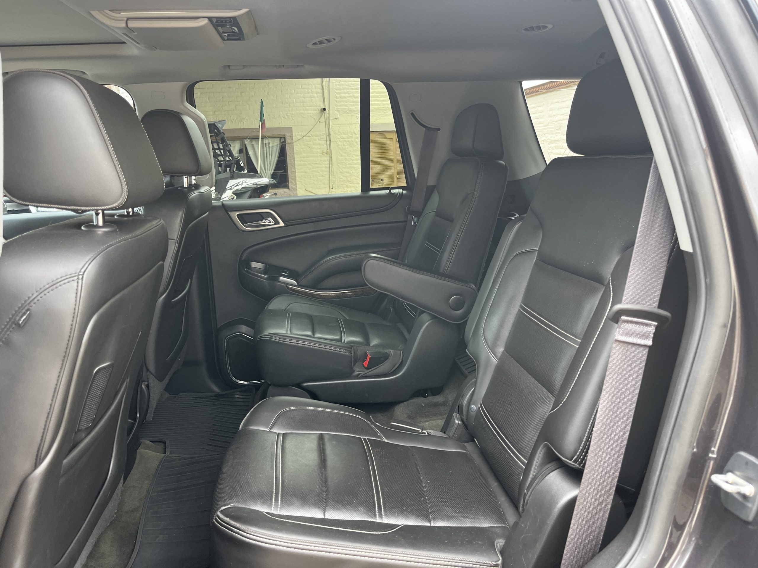 GMC Yukon 2015 Denali Automático Gris