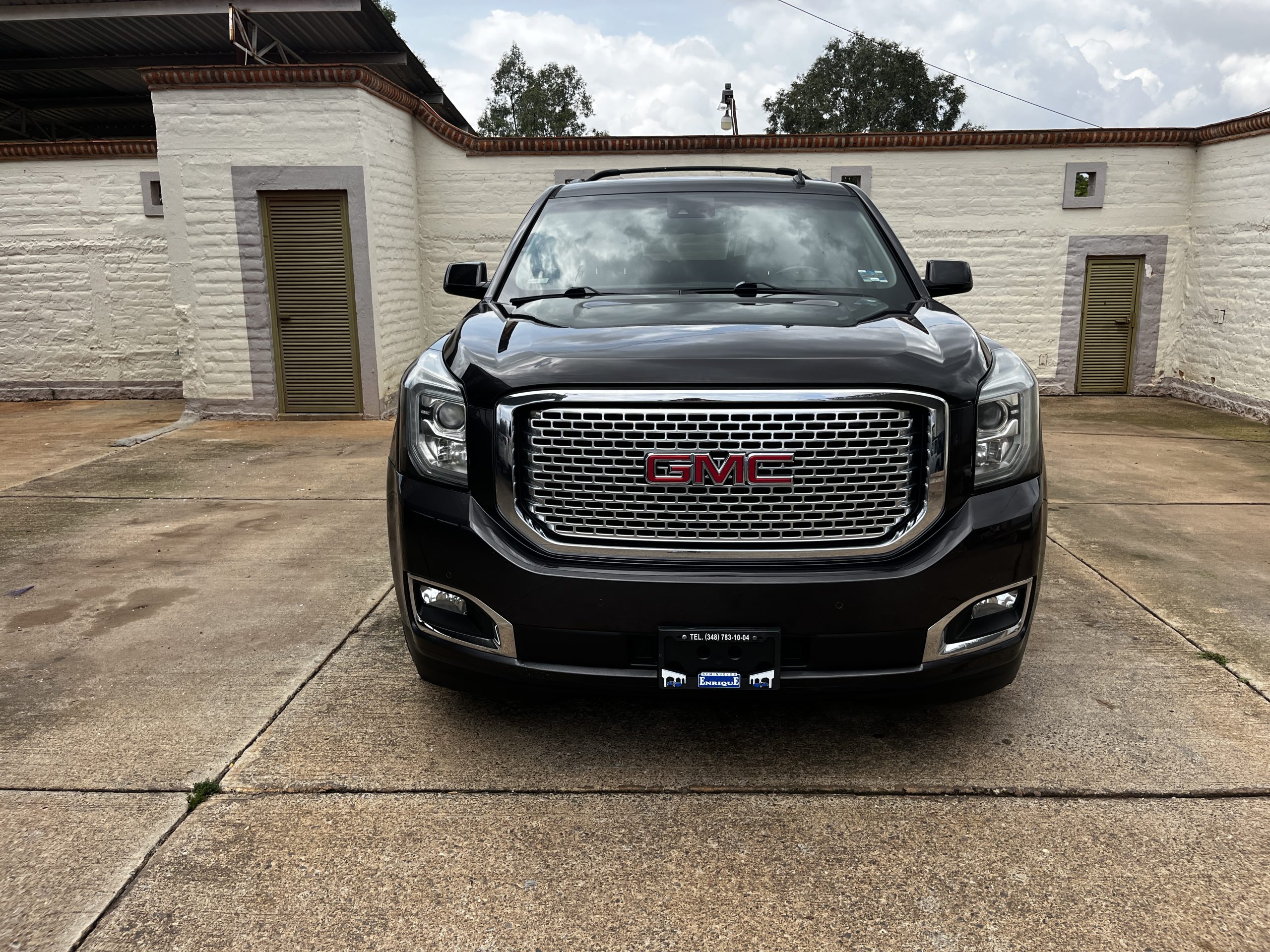 GMC Yukon 2015 Denali Automático Gris