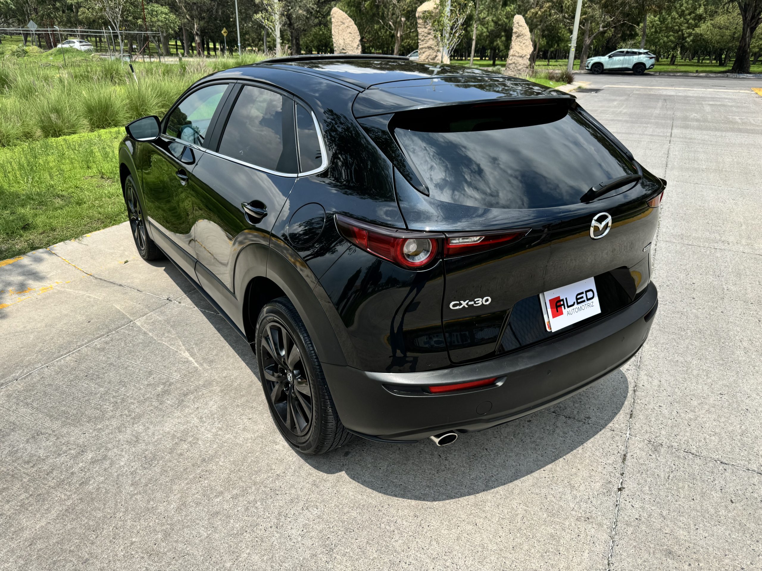 Mazda CX-30 2021 i Sport Automático Negro