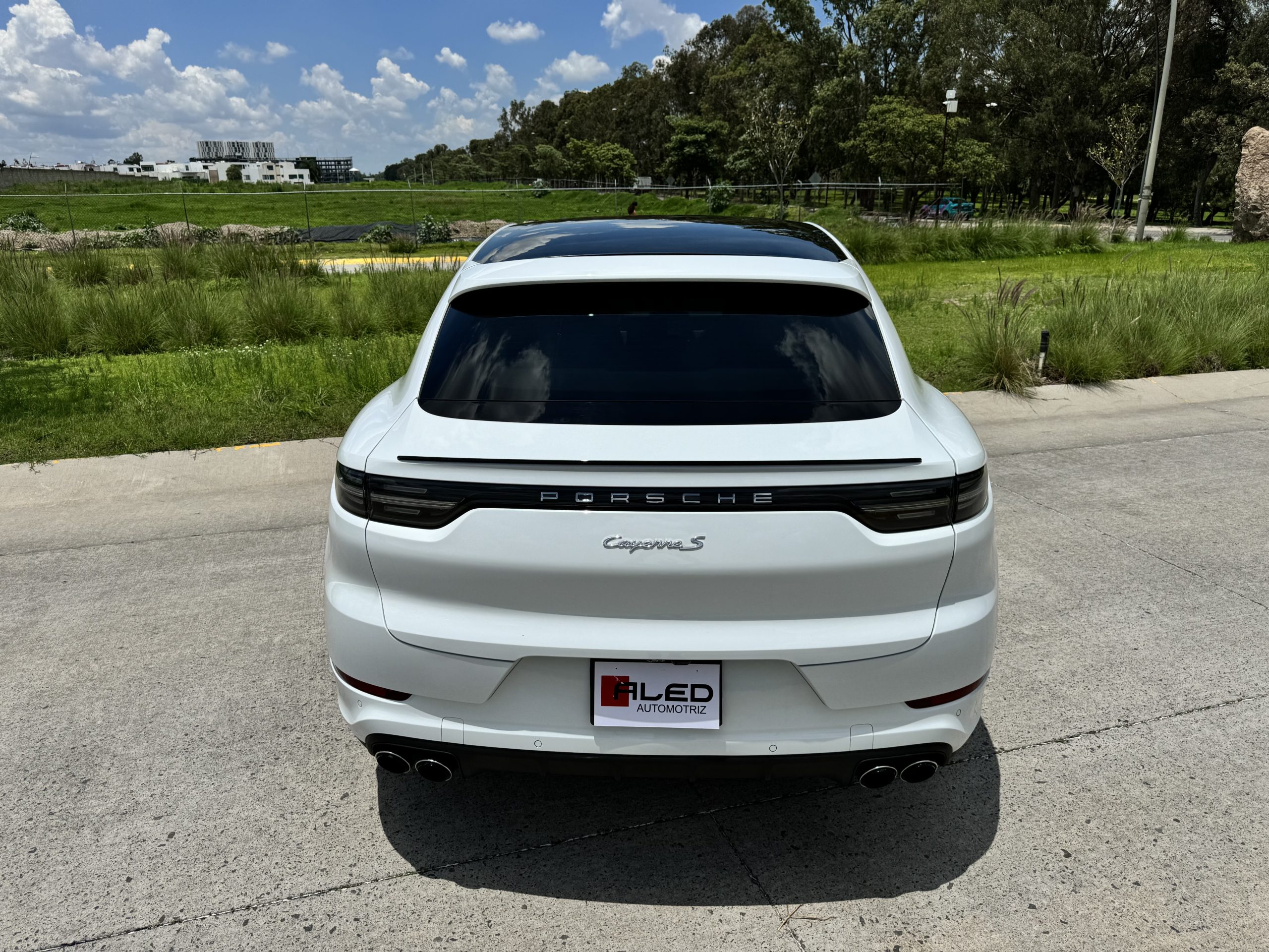 Porsche Cayenne 2023 S Coupe Automático Blanco