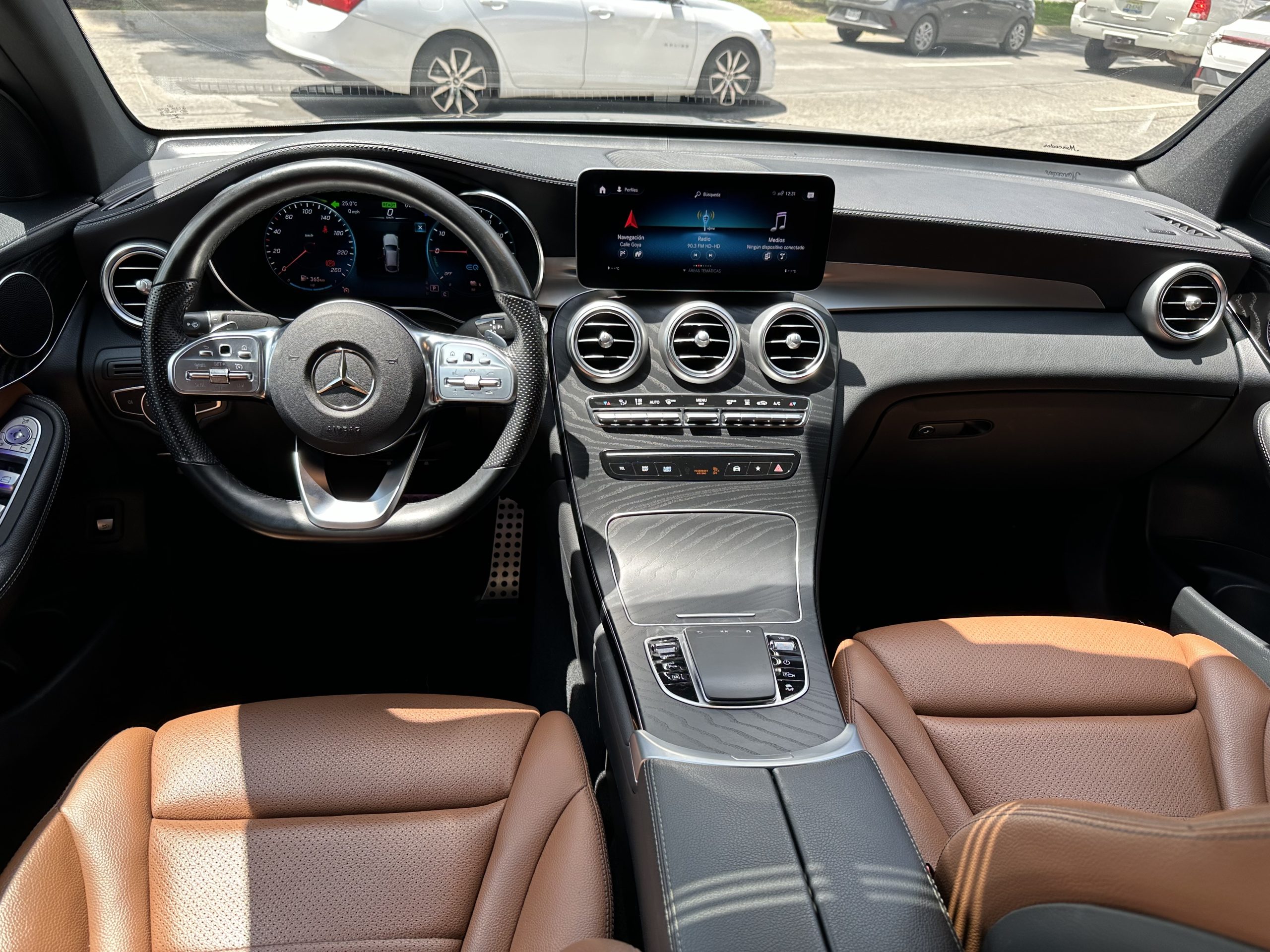 Mercedes-Benz Clase GLC 2022 Coupe 300 E Automático Gris