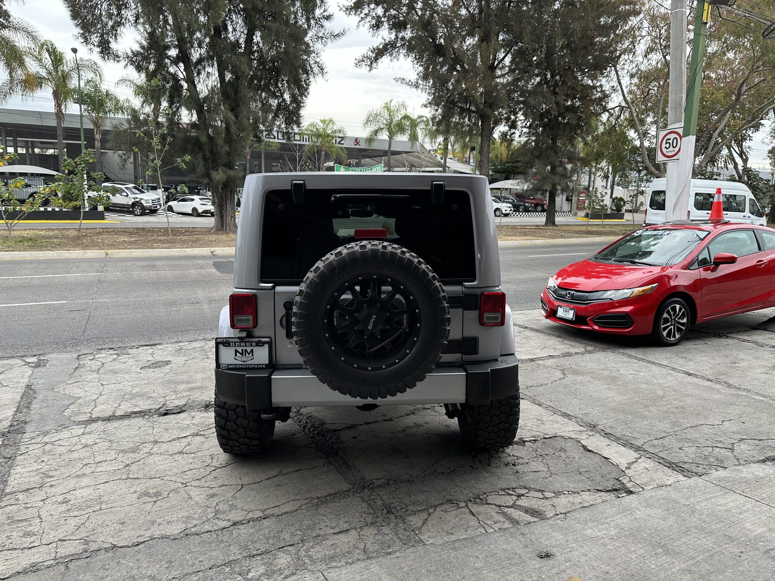 Jeep Wrangler 2016 Wrangler Unlimed Sahara Automático Plata