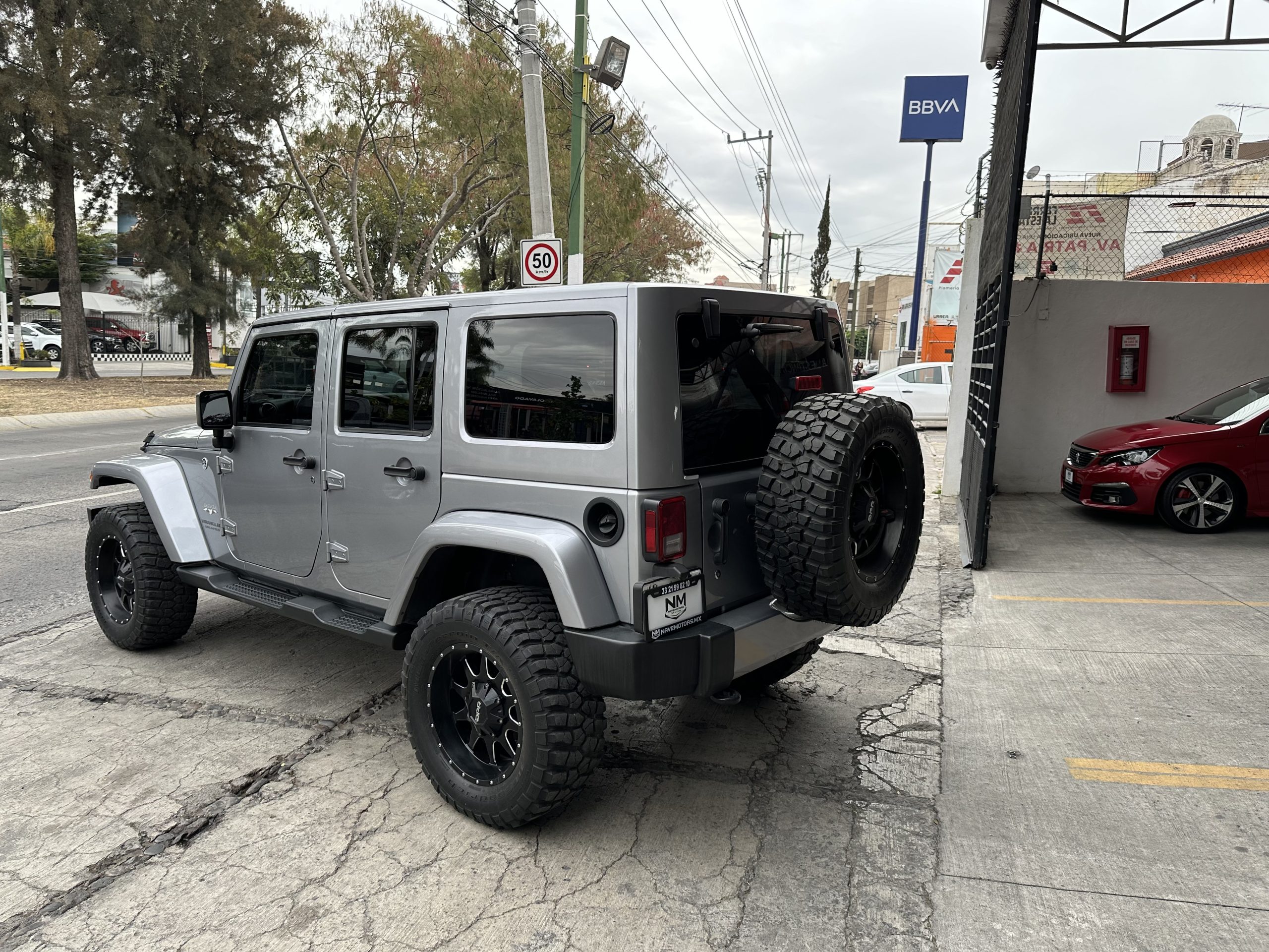 Jeep Wrangler 2016 Wrangler Unlimed Sahara Automático Plata