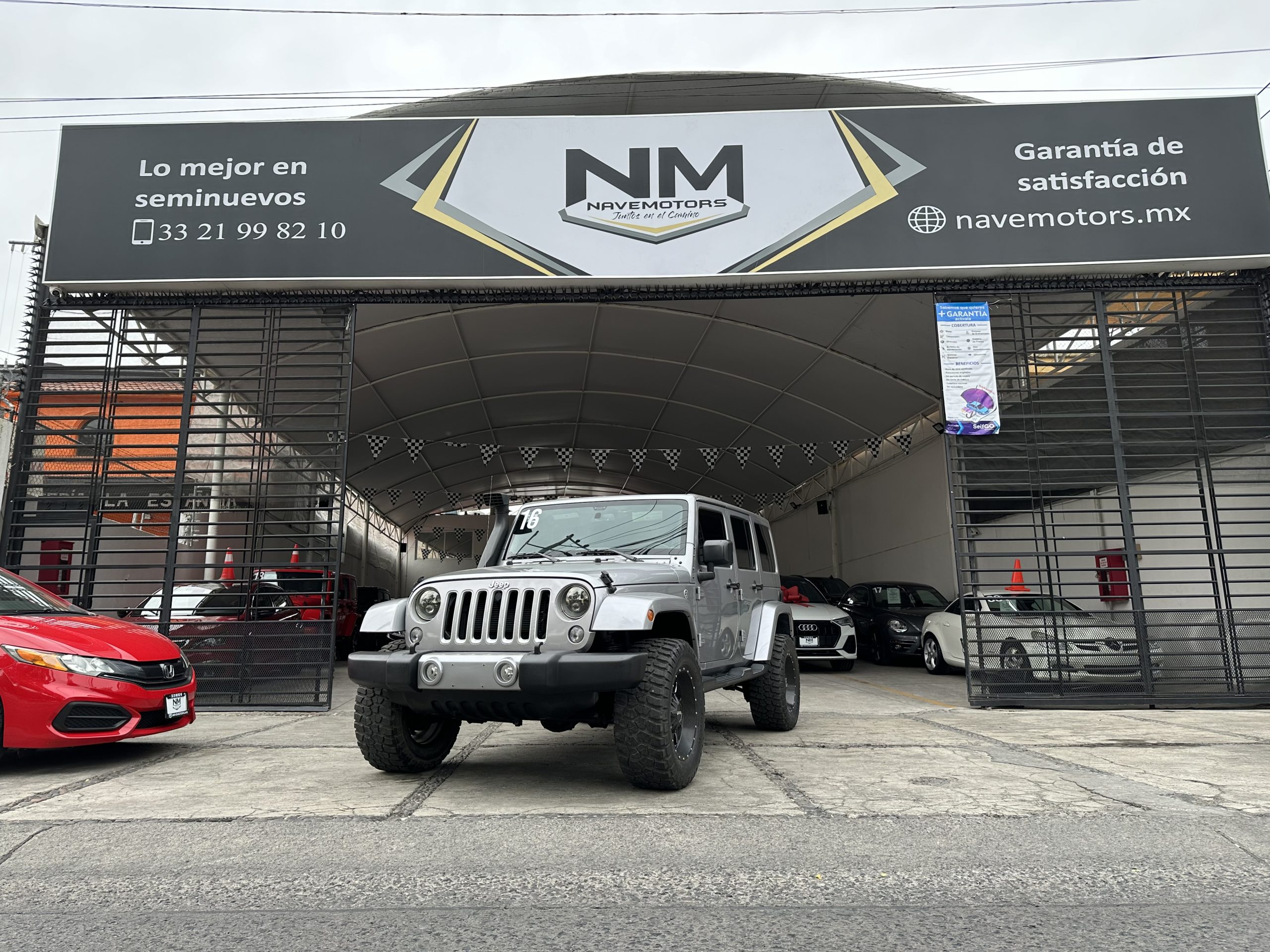 Jeep Wrangler 2016 Wrangler Unlimed Sahara Automático Plata