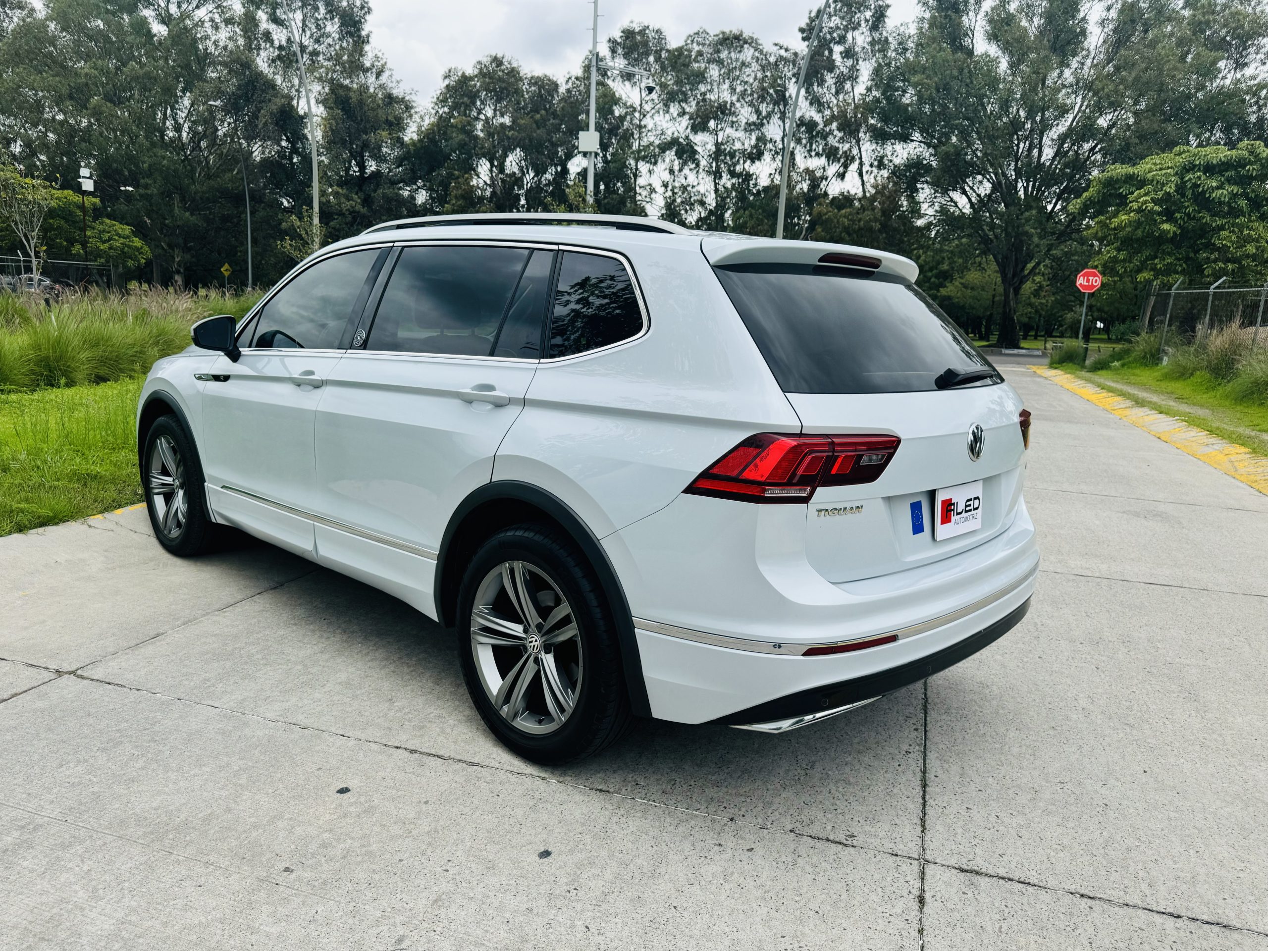 Volkswagen Tiguan 2018 R Line Automático Blanco