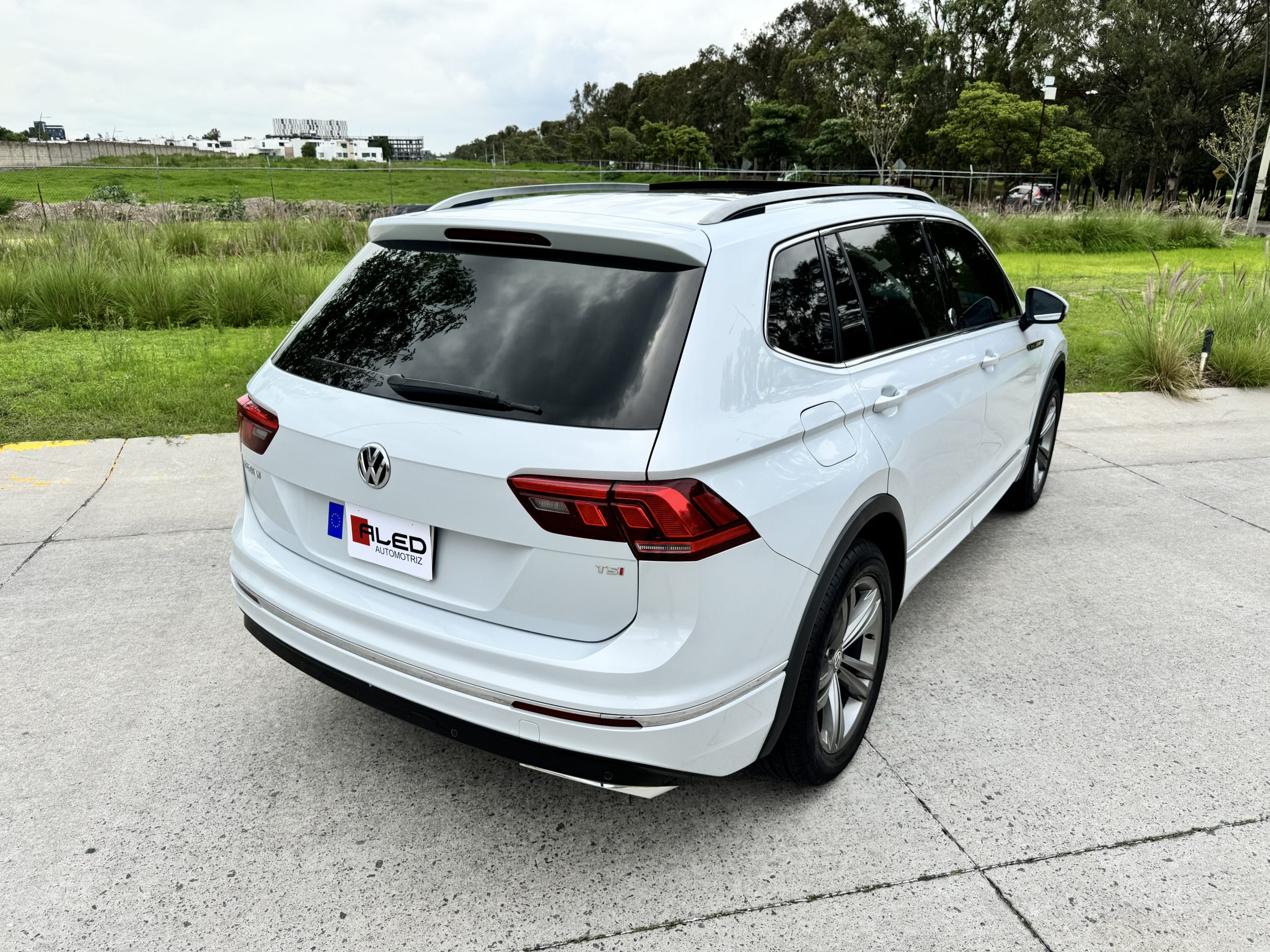 Volkswagen Tiguan 2018 R Line Automático Blanco
