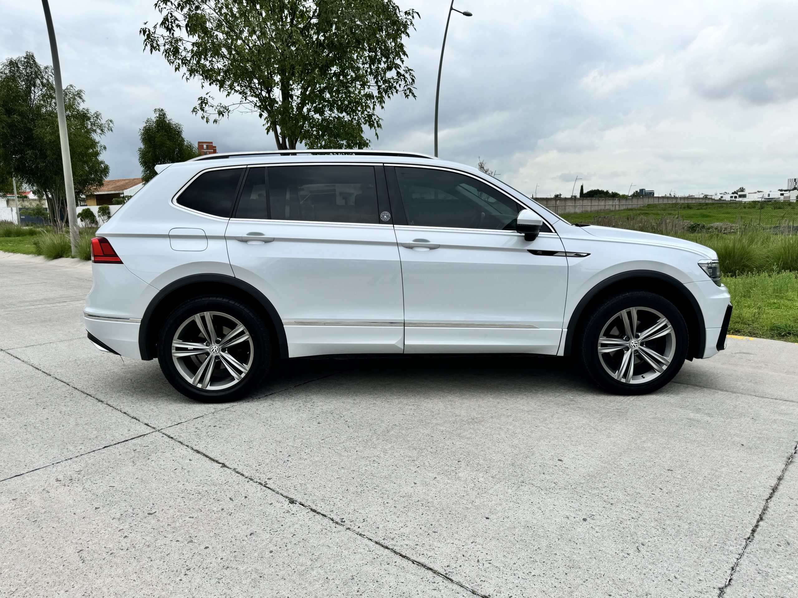 Volkswagen Tiguan 2018 R Line Automático Blanco