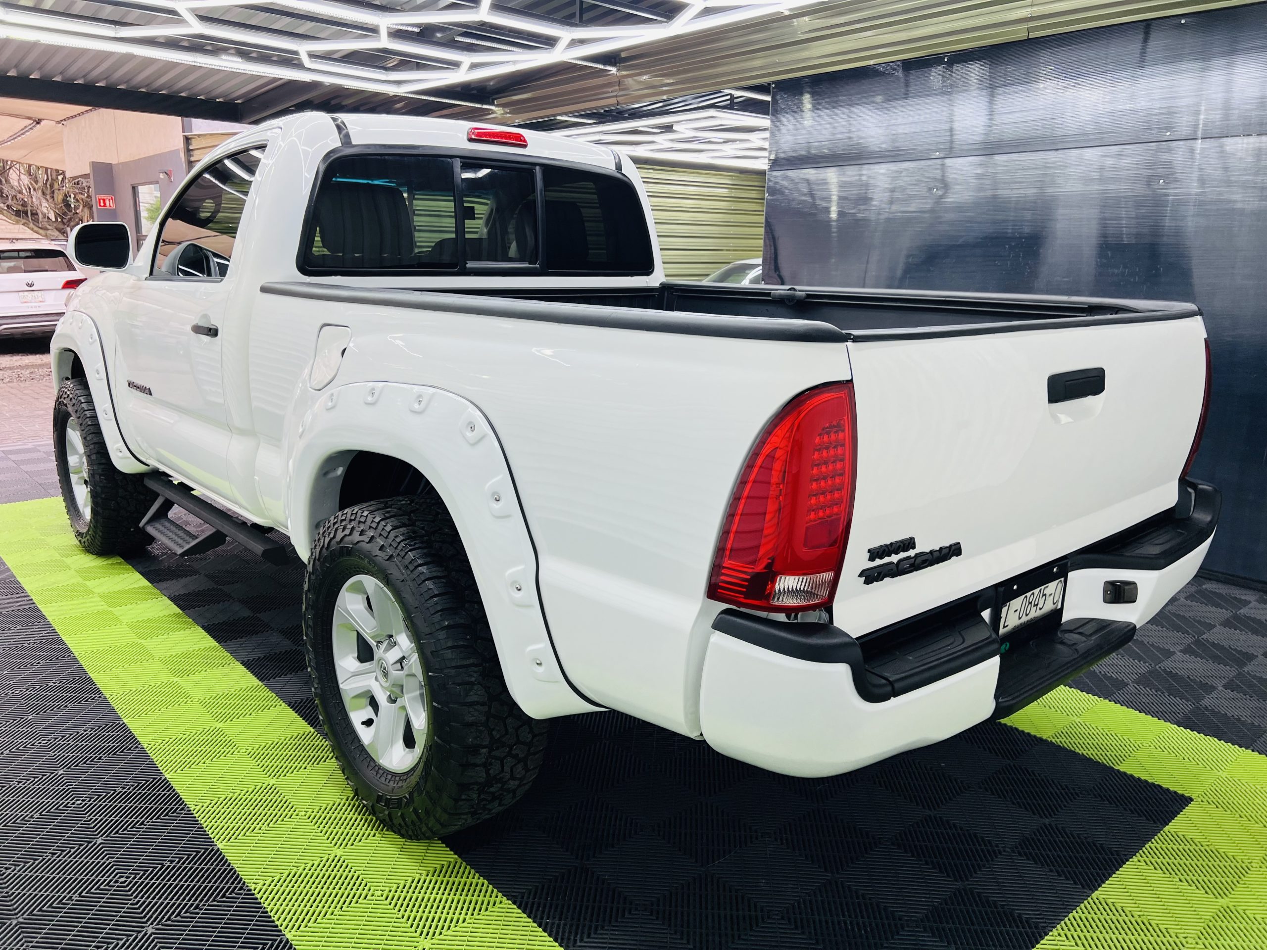 Toyota Tacoma 2014 2 puertas 4 Cil. A/T 4x2 Automático Blanco