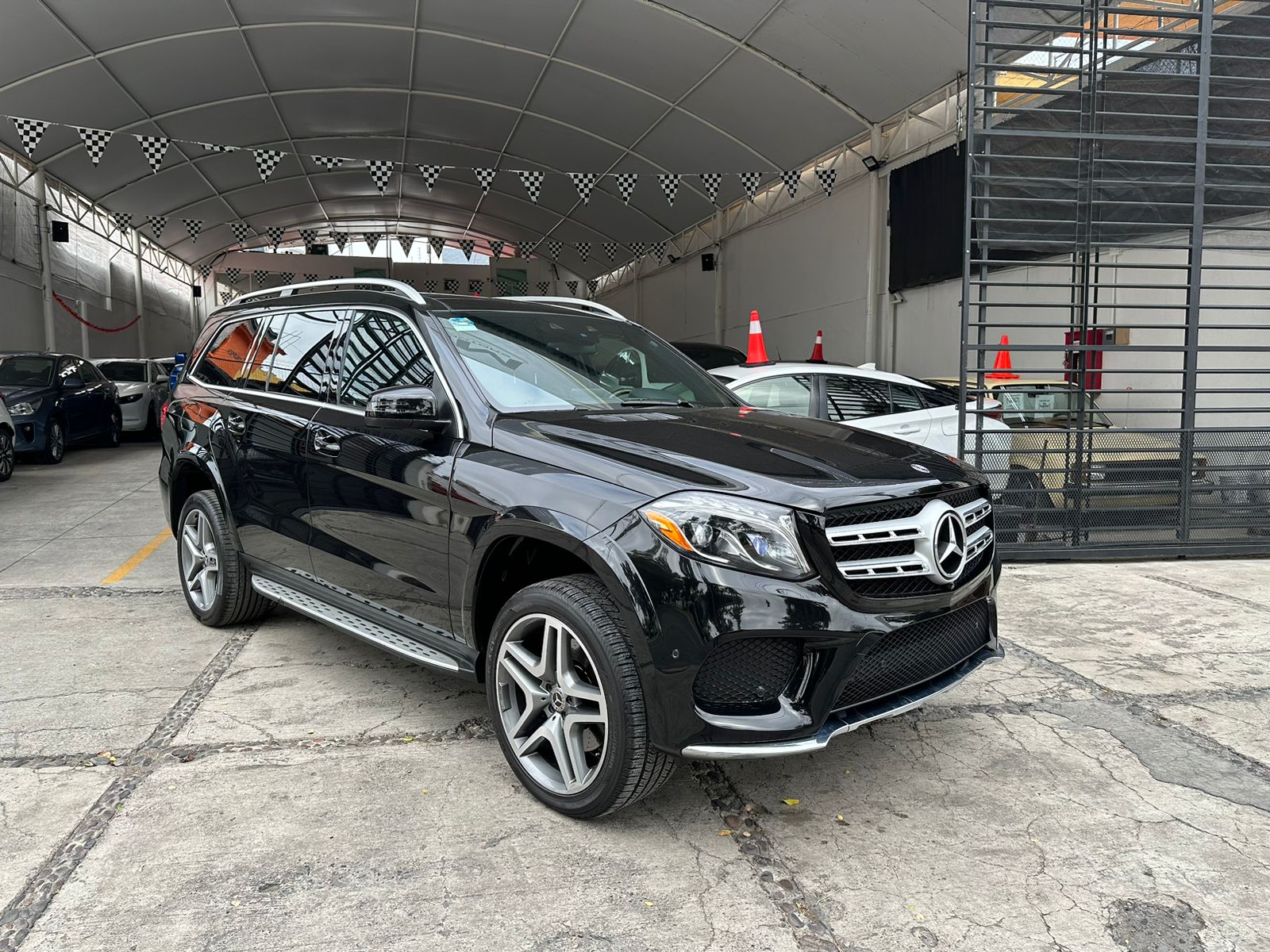 Mercedes-Benz Clase GLS 2019 500 Automático Negro