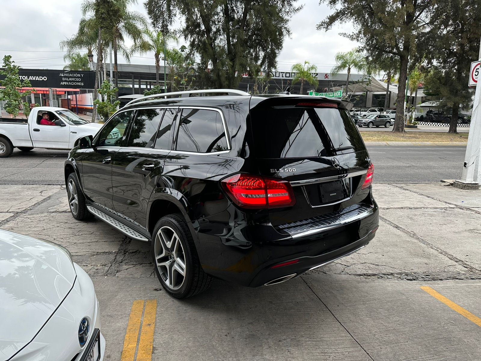 Mercedes-Benz Clase GLS 2019 500 Automático Negro