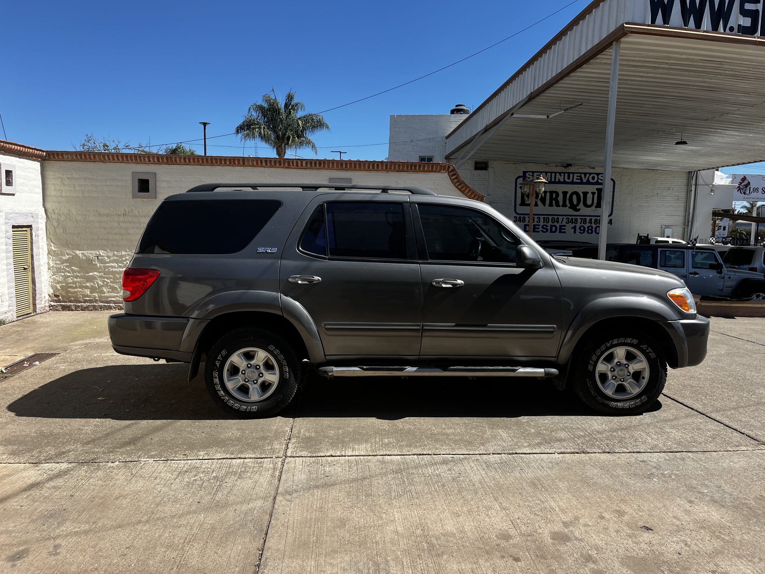 Toyota Sequoia 2005 SR5 Automático Gris