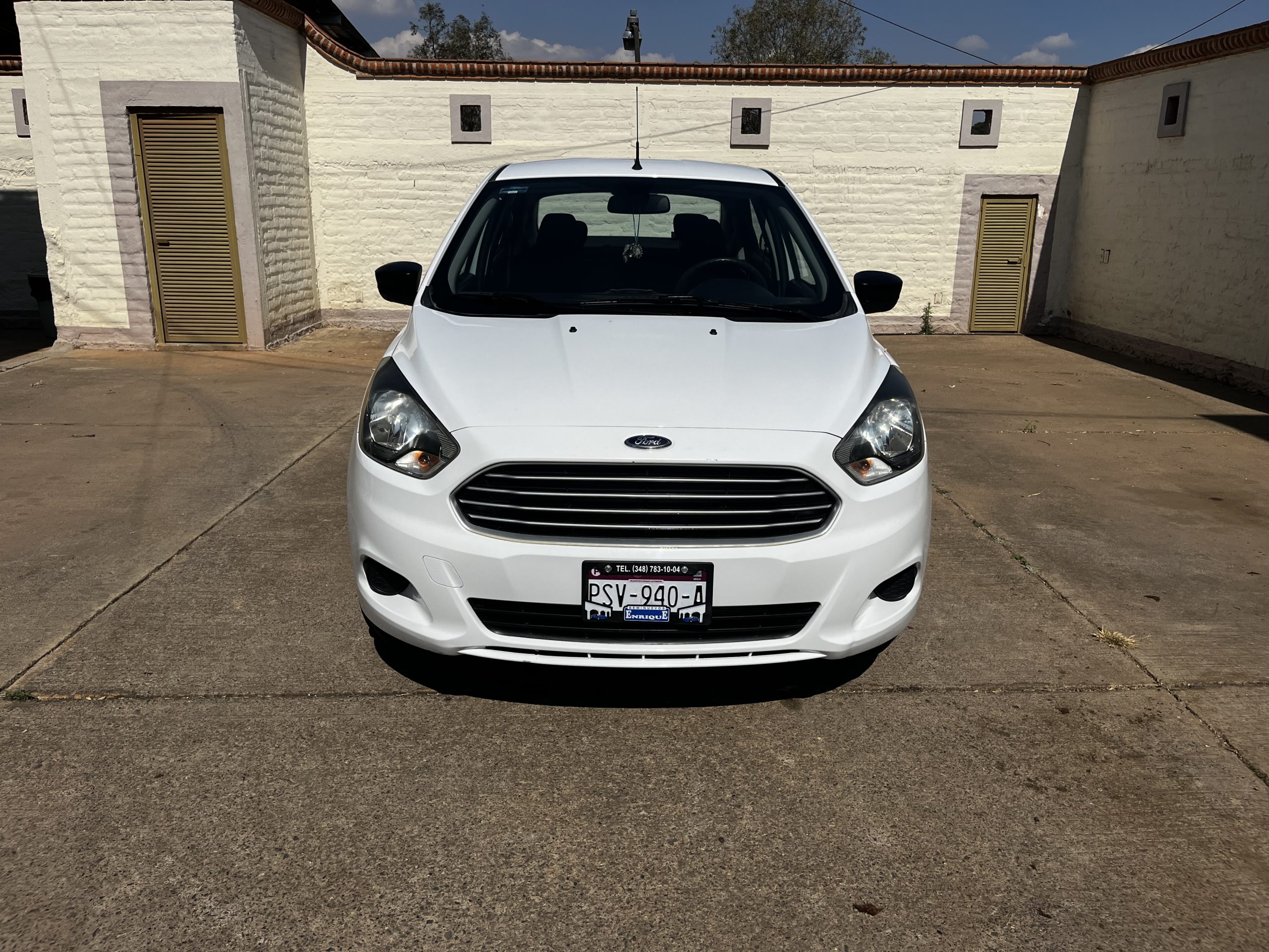 Ford Figo 2017 Impulse Manual Blanco