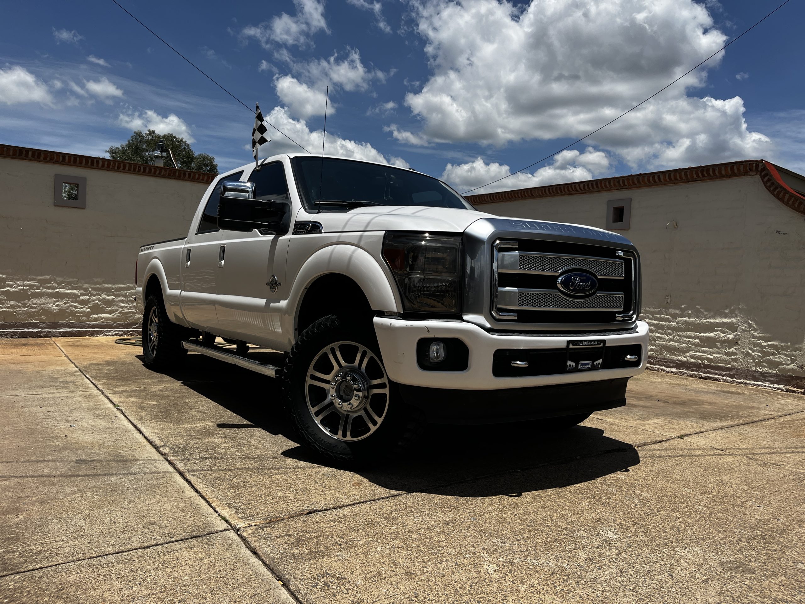 Ford F250 2013 Crew Cab Platinum Automático Blanco