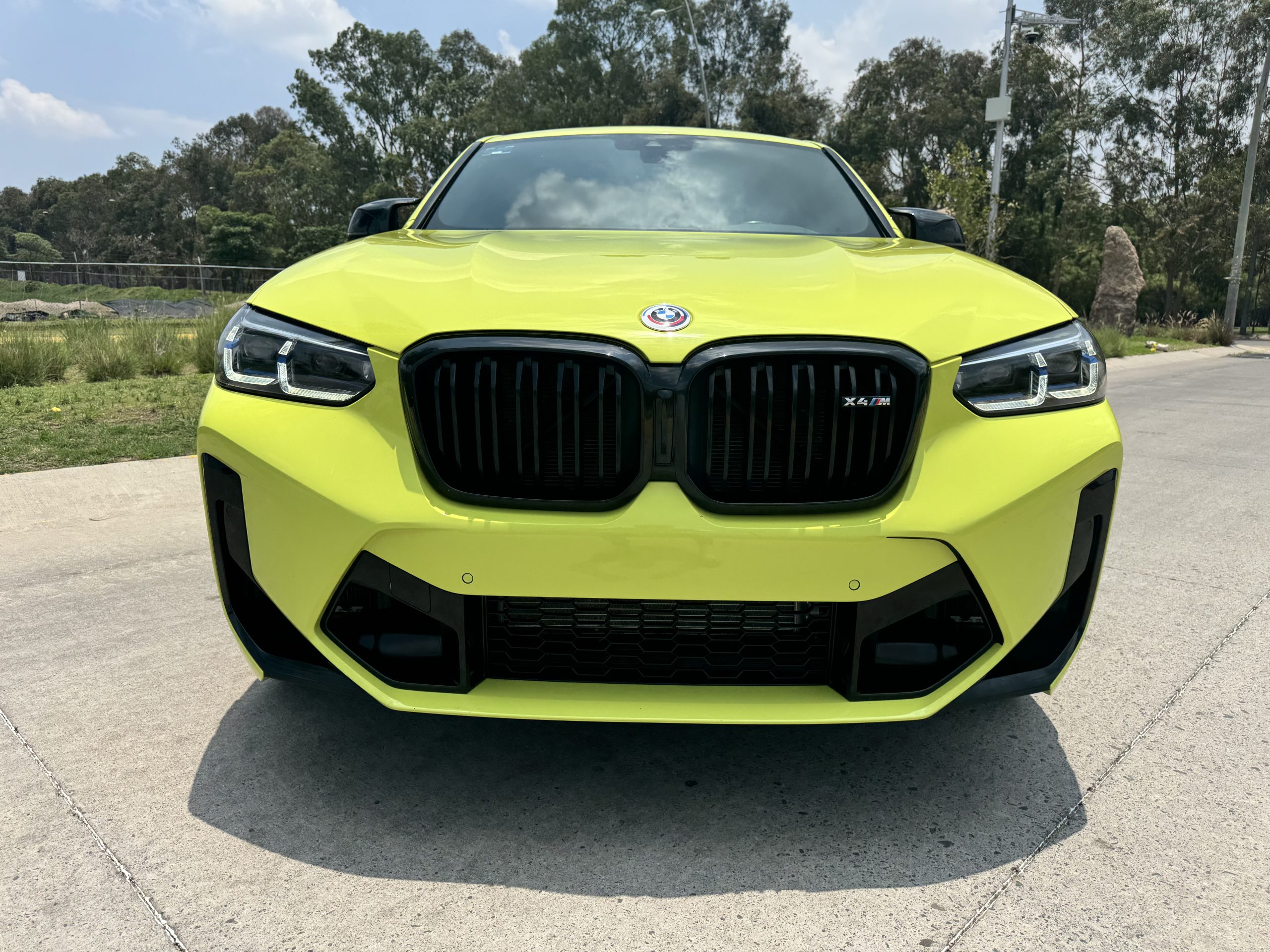BMW X4 2023 M Competition Automático Amarillo