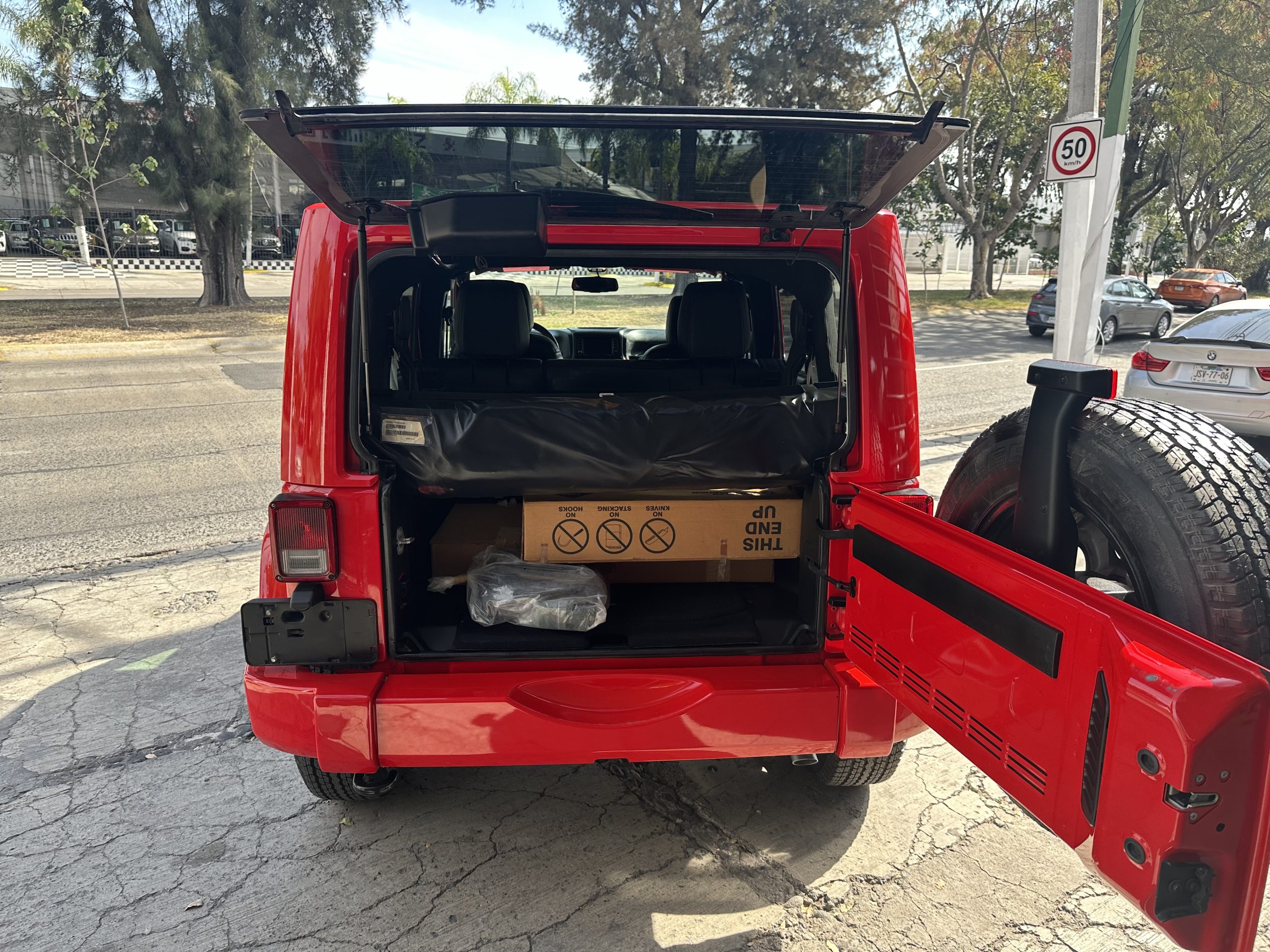 Jeep Wrangler 2018 Unlimited Sáhara Automático Rojo