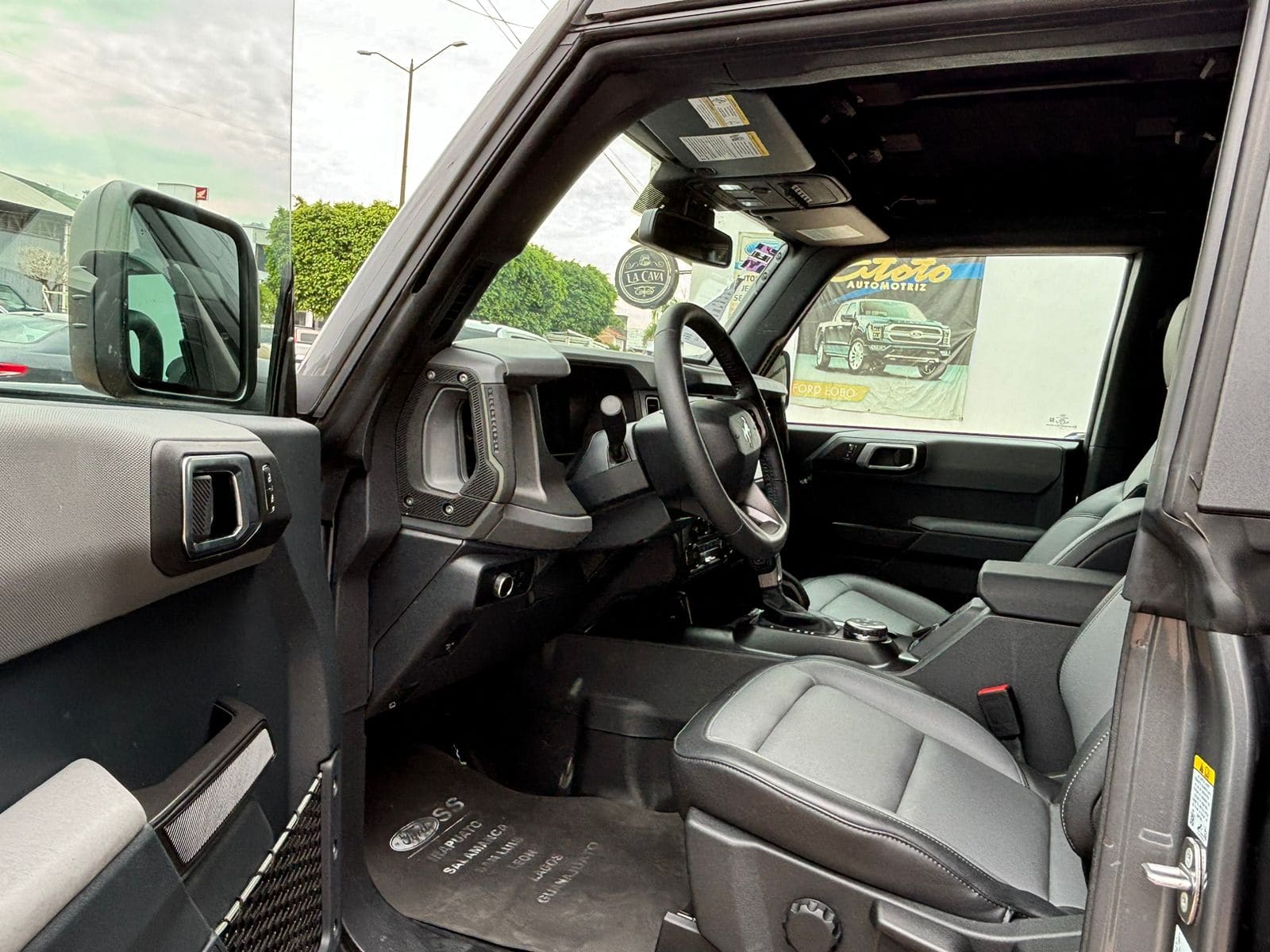 Ford Bronco 2024 Everglades Automático Gris