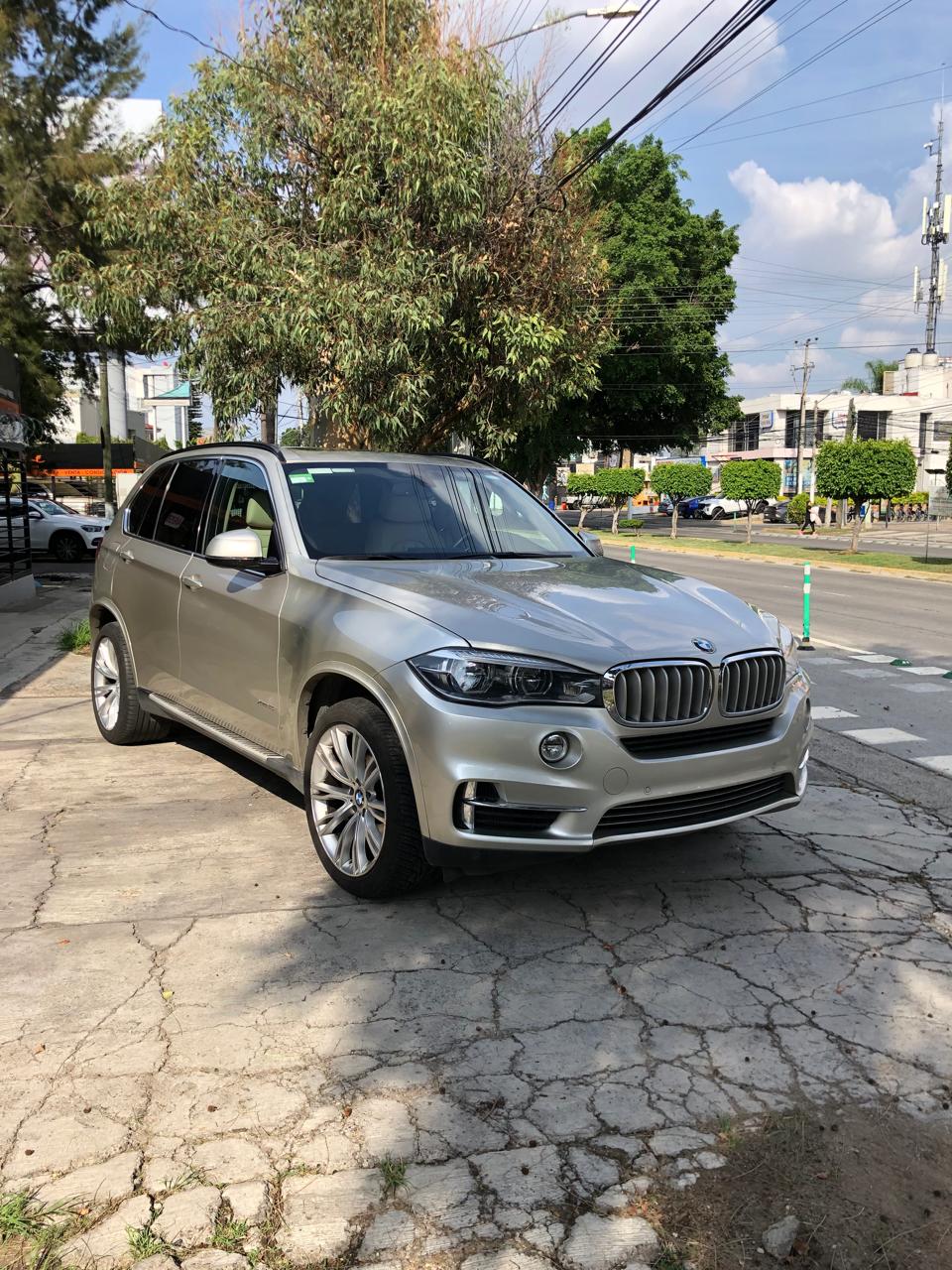 BMW X5 2016 EXCELLENCE XDRIVE Automático Arena