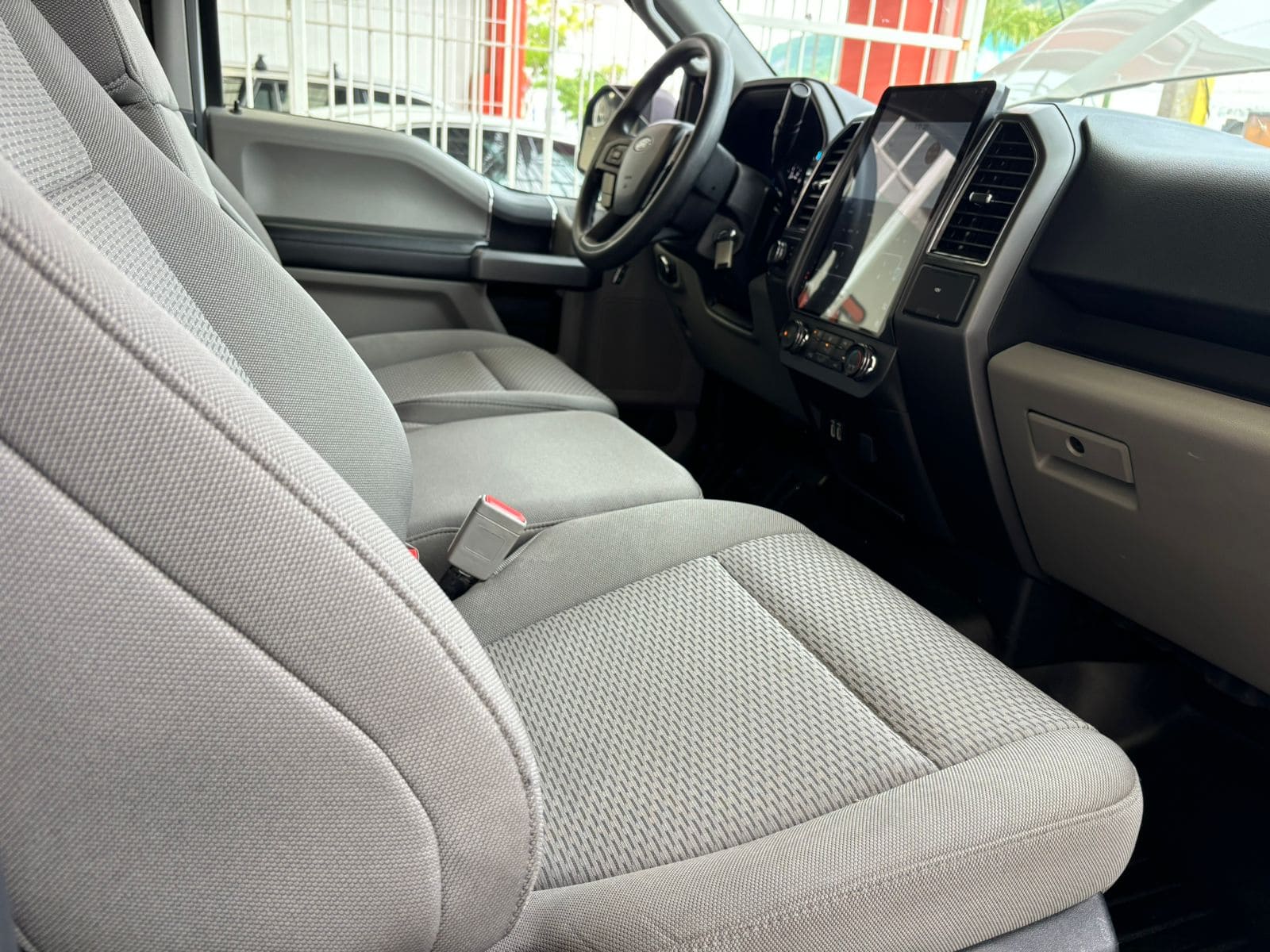 Ford Lobo 2020 XLT Cabina Regular Automático Blanco