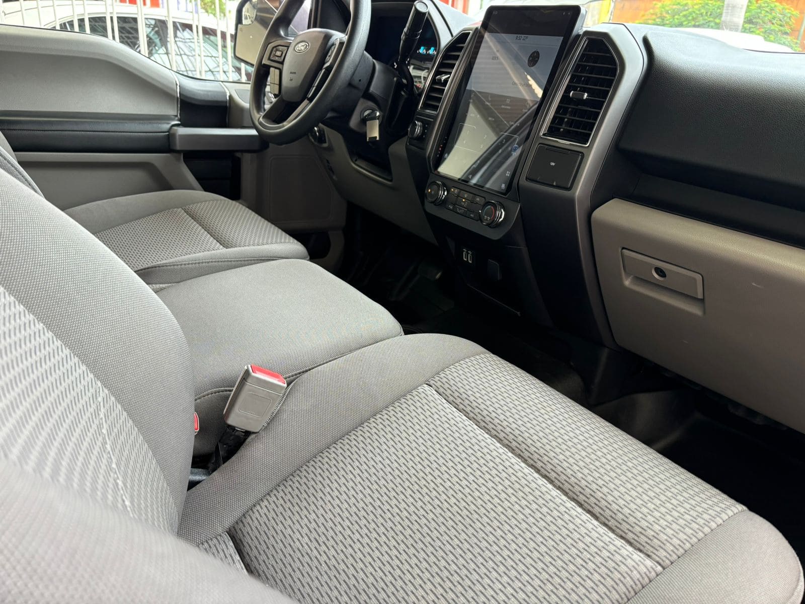 Ford Lobo 2020 XLT Cabina Regular Automático Blanco
