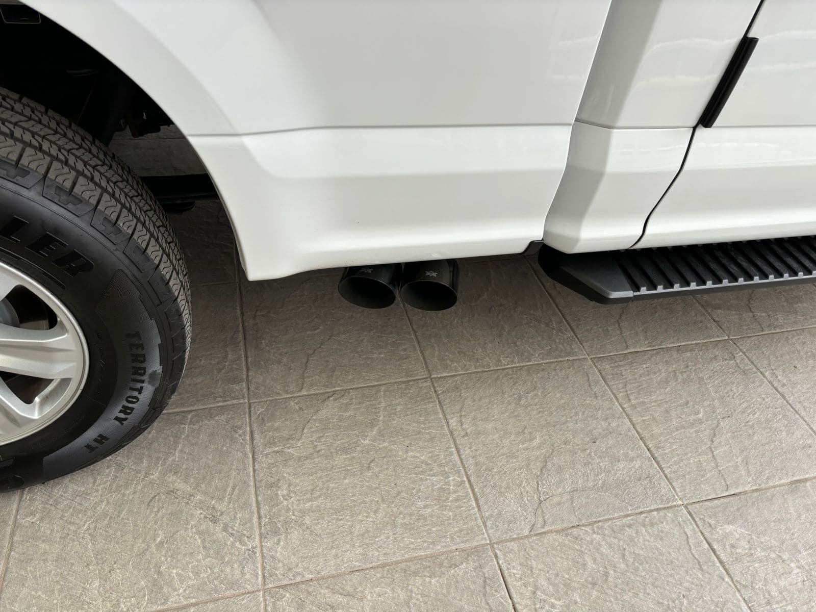 Ford Lobo 2020 XLT Cabina Regular Automático Blanco