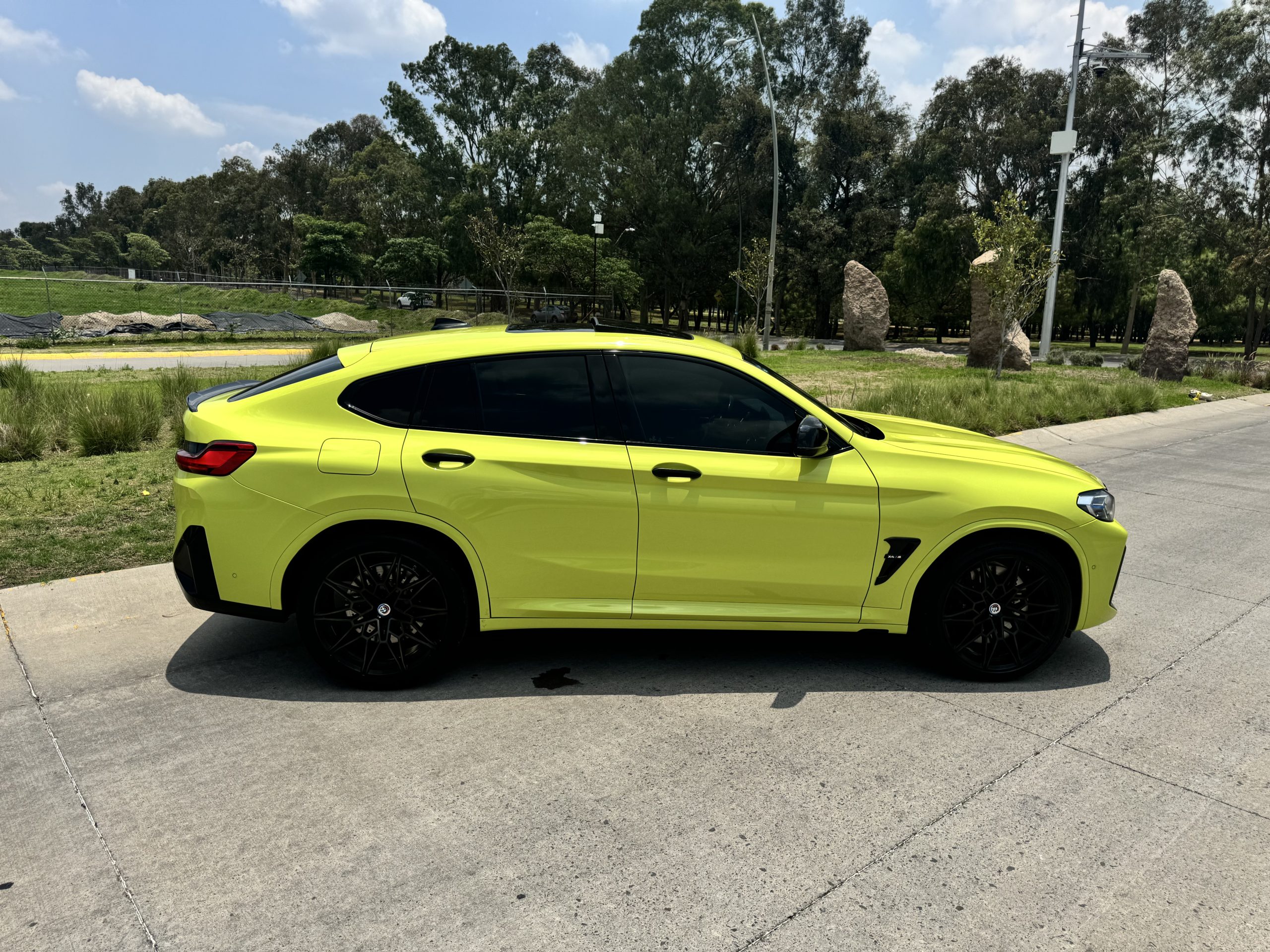 BMW X4 2023 M Competition Automático Amarillo