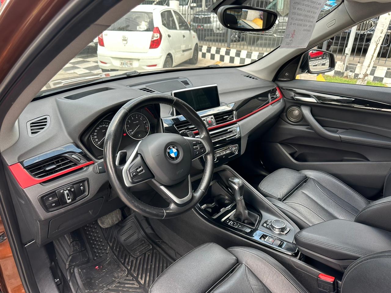 BMW X1 2016 sDrive 20i Automático Café