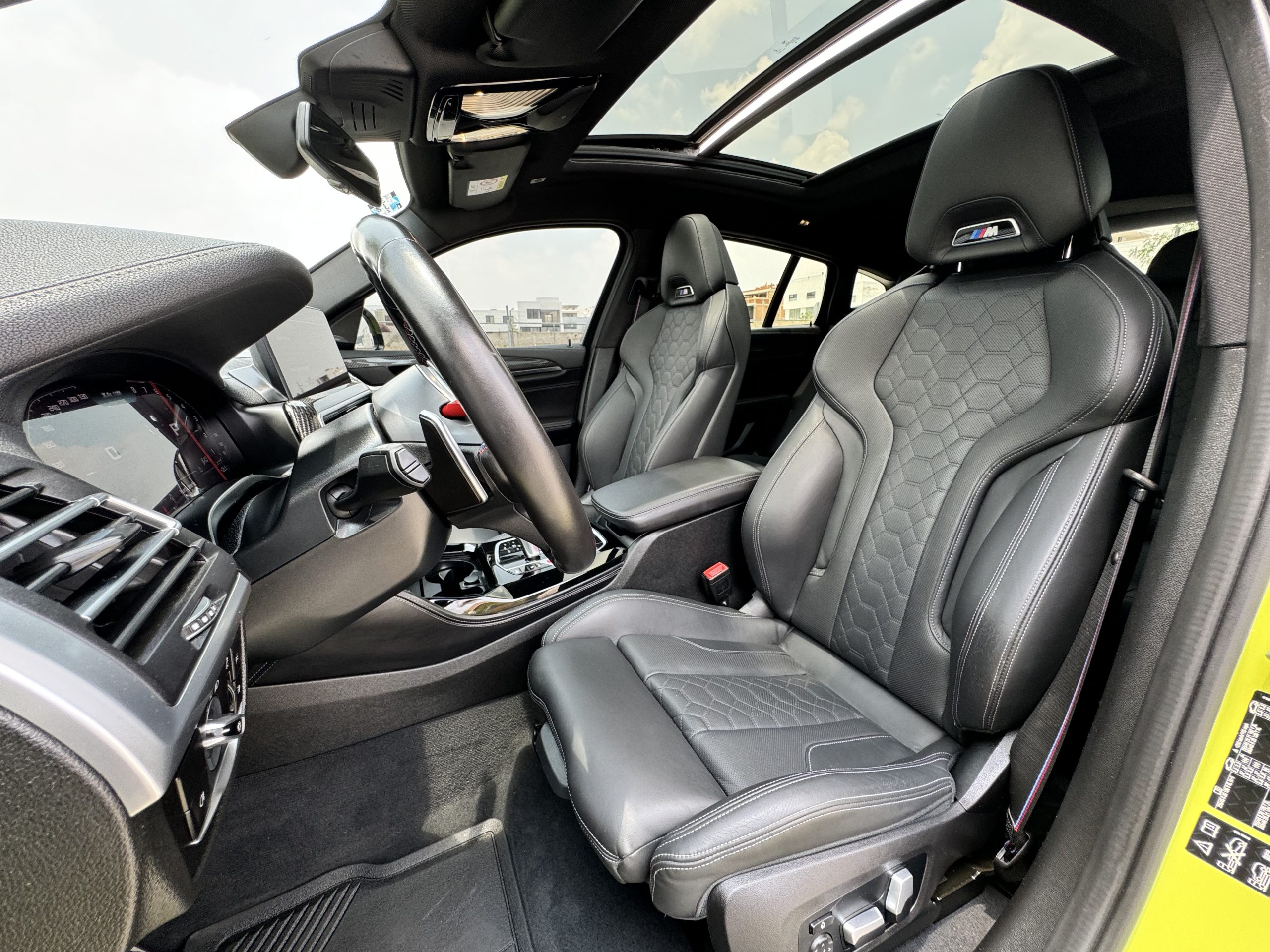 BMW X4 2023 M Competition Automático Amarillo