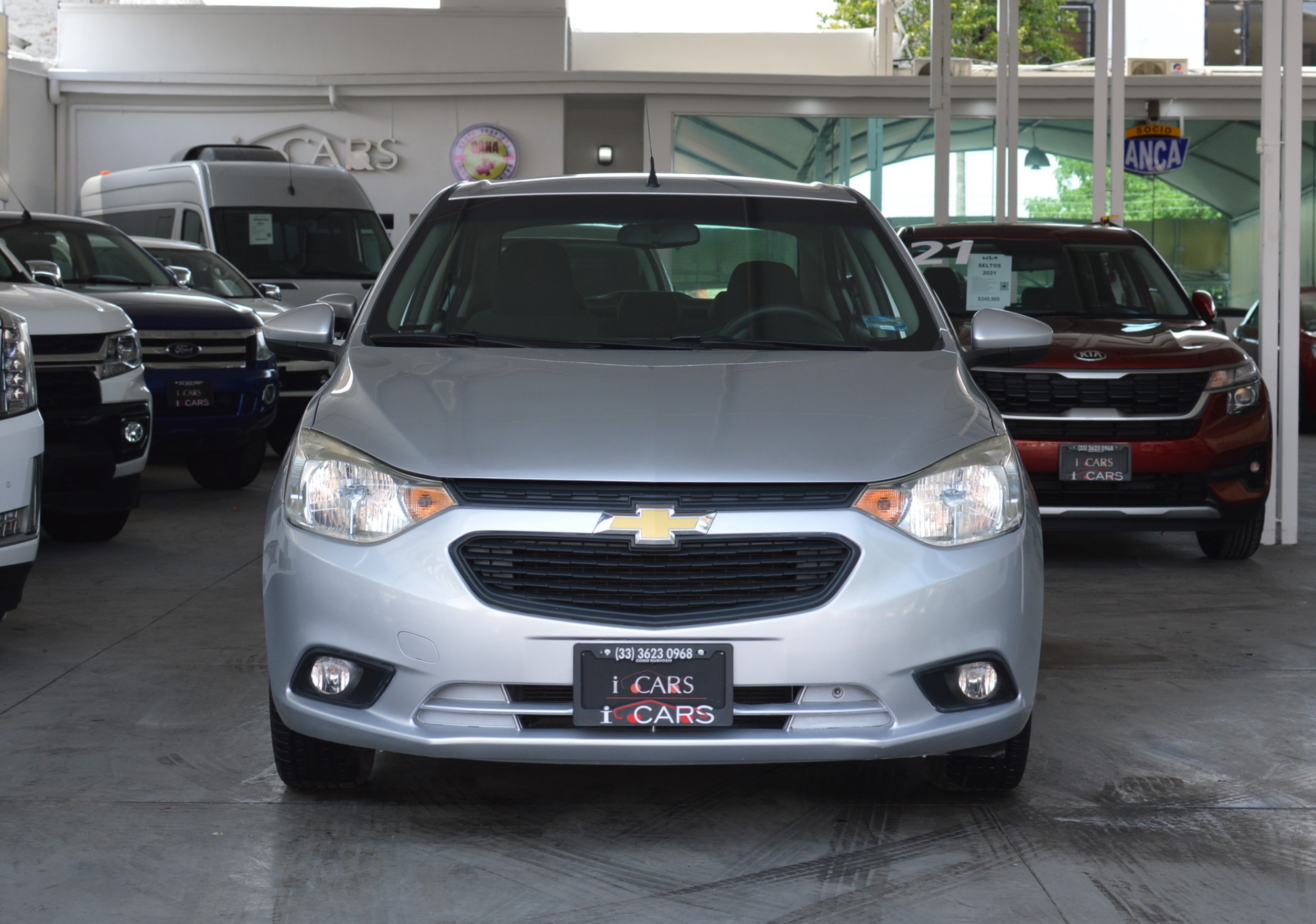 Chevrolet Aveo 2018 LT Automático Plata