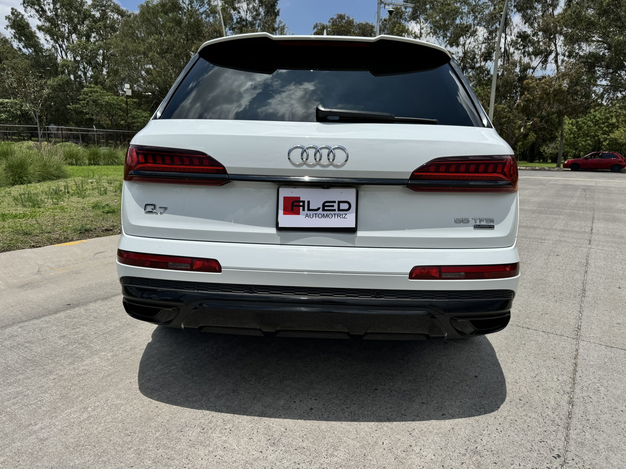 Audi Q7 2022 S Line Automático Blanco