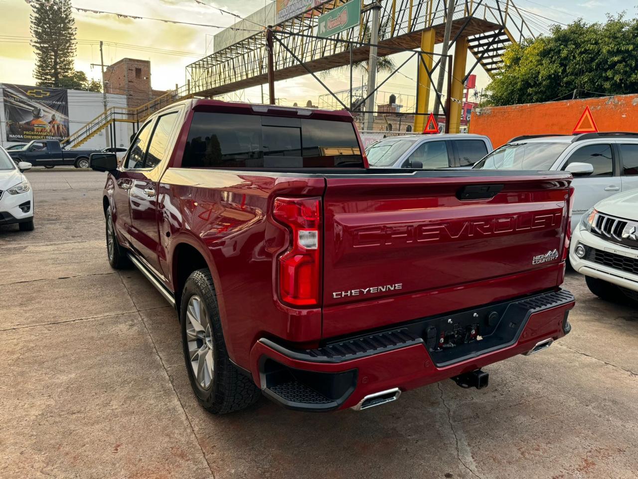 Chevrolet Cheyenne 2019 High country Automático Rojo