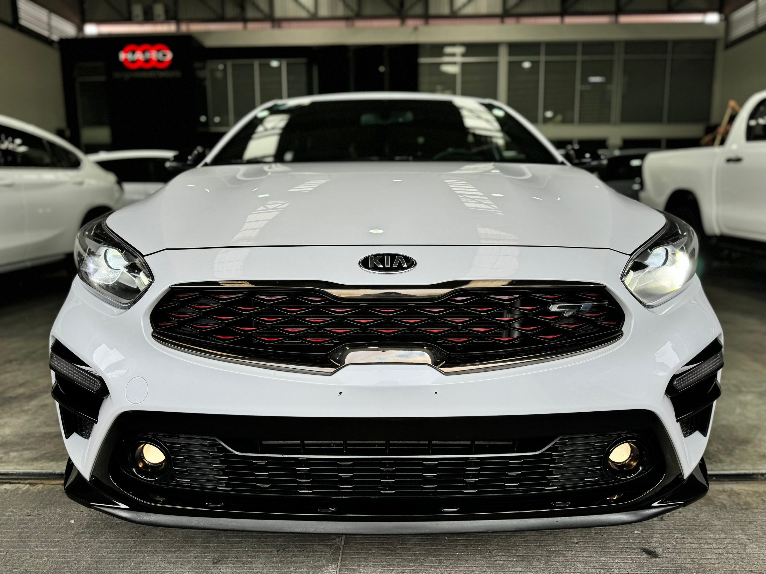 Kia Forte 2021 GT 1.6 T Automático Blanco