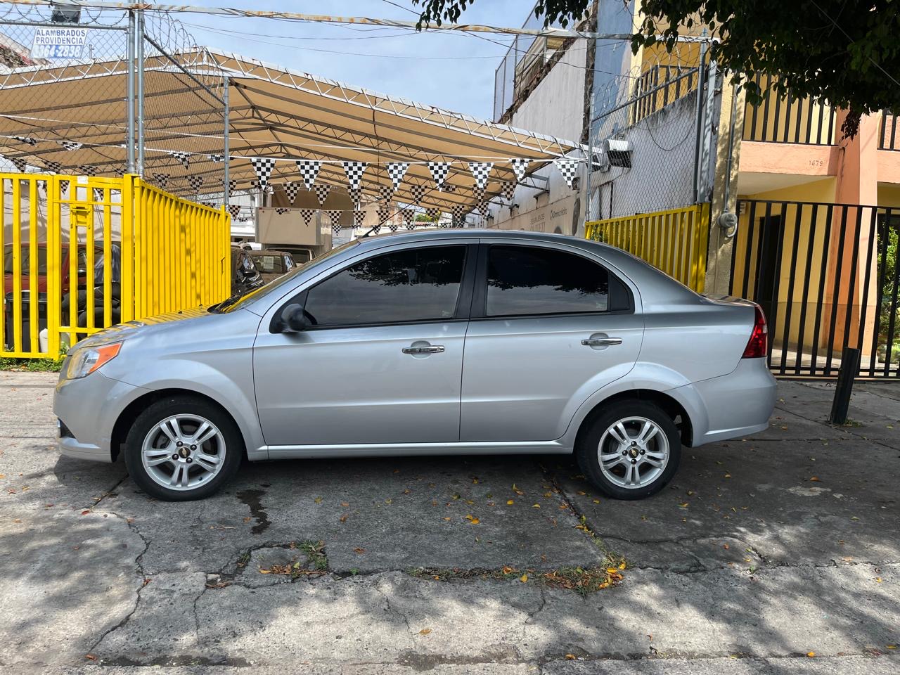 Chevrolet Aveo 2017 LTZ Automático Gris