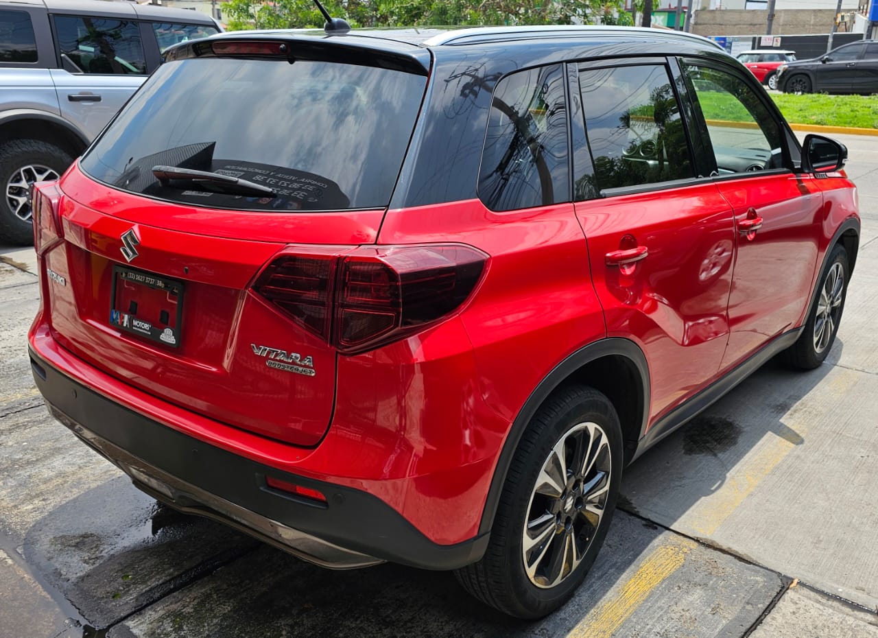 Suzuki Vitara 2022 Boosterjet Automático Rojo