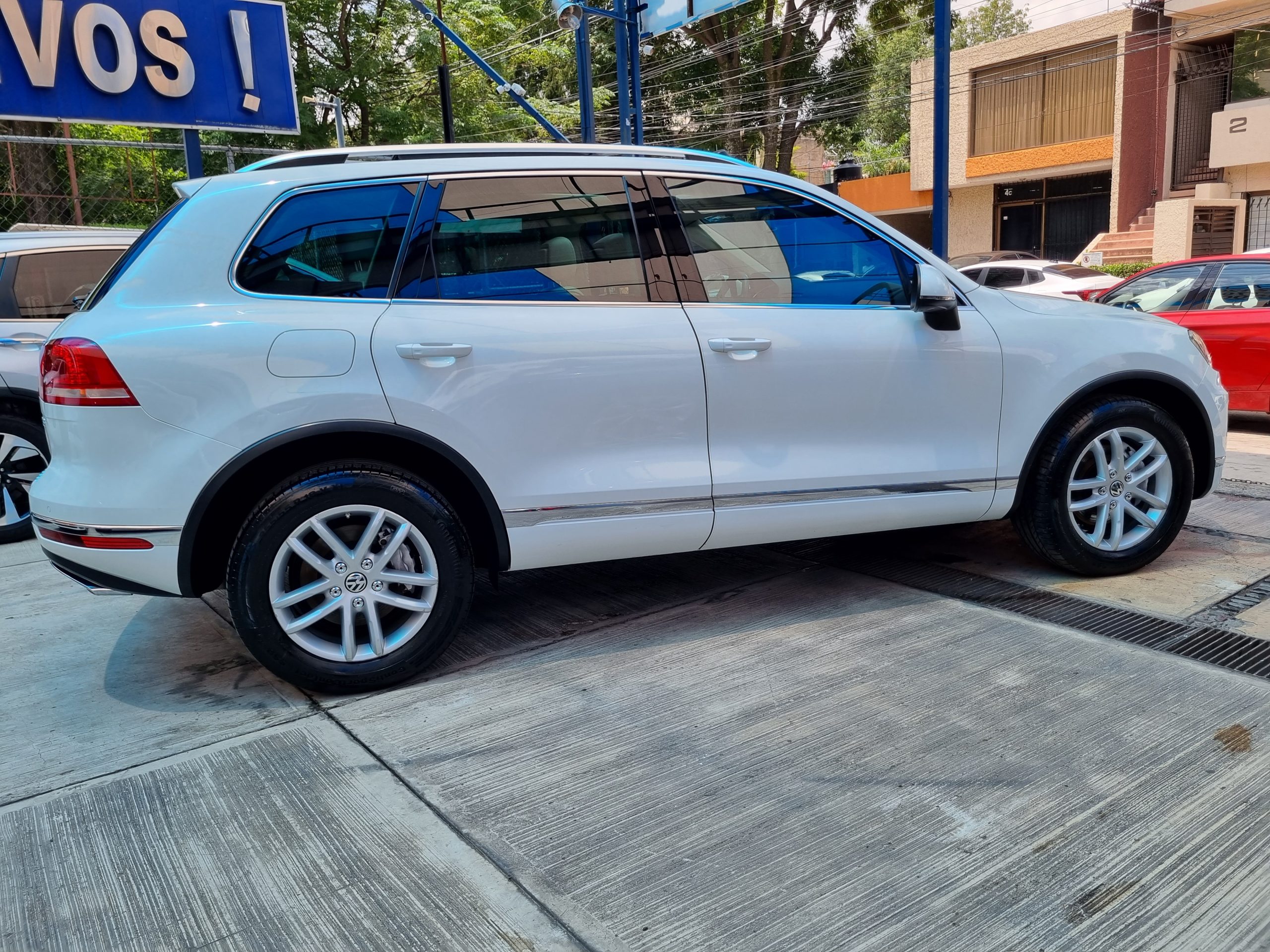 Volkswagen Touareg 2016 V6 GASOLINA Automático Blanco