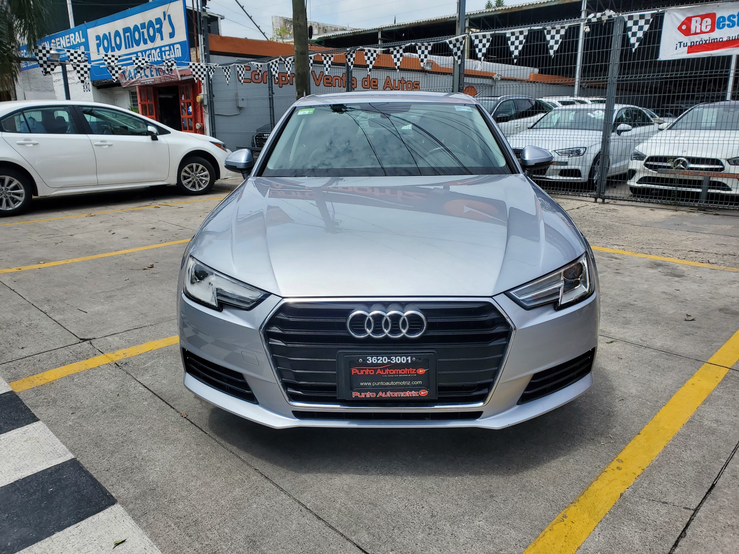 Audi A4 2019 Dynamic Automático Plata