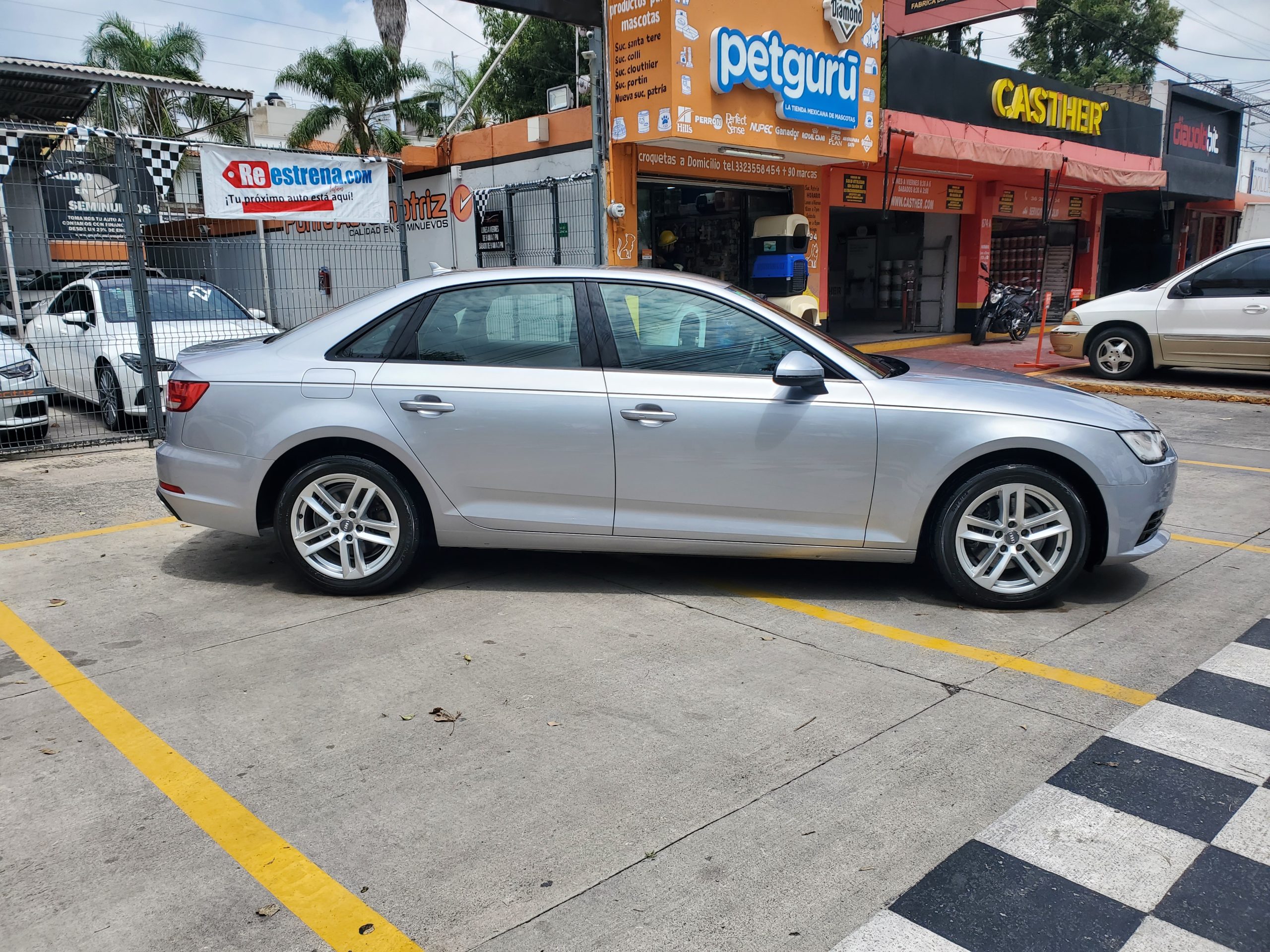 Audi A4 2019 Dynamic Automático Plata