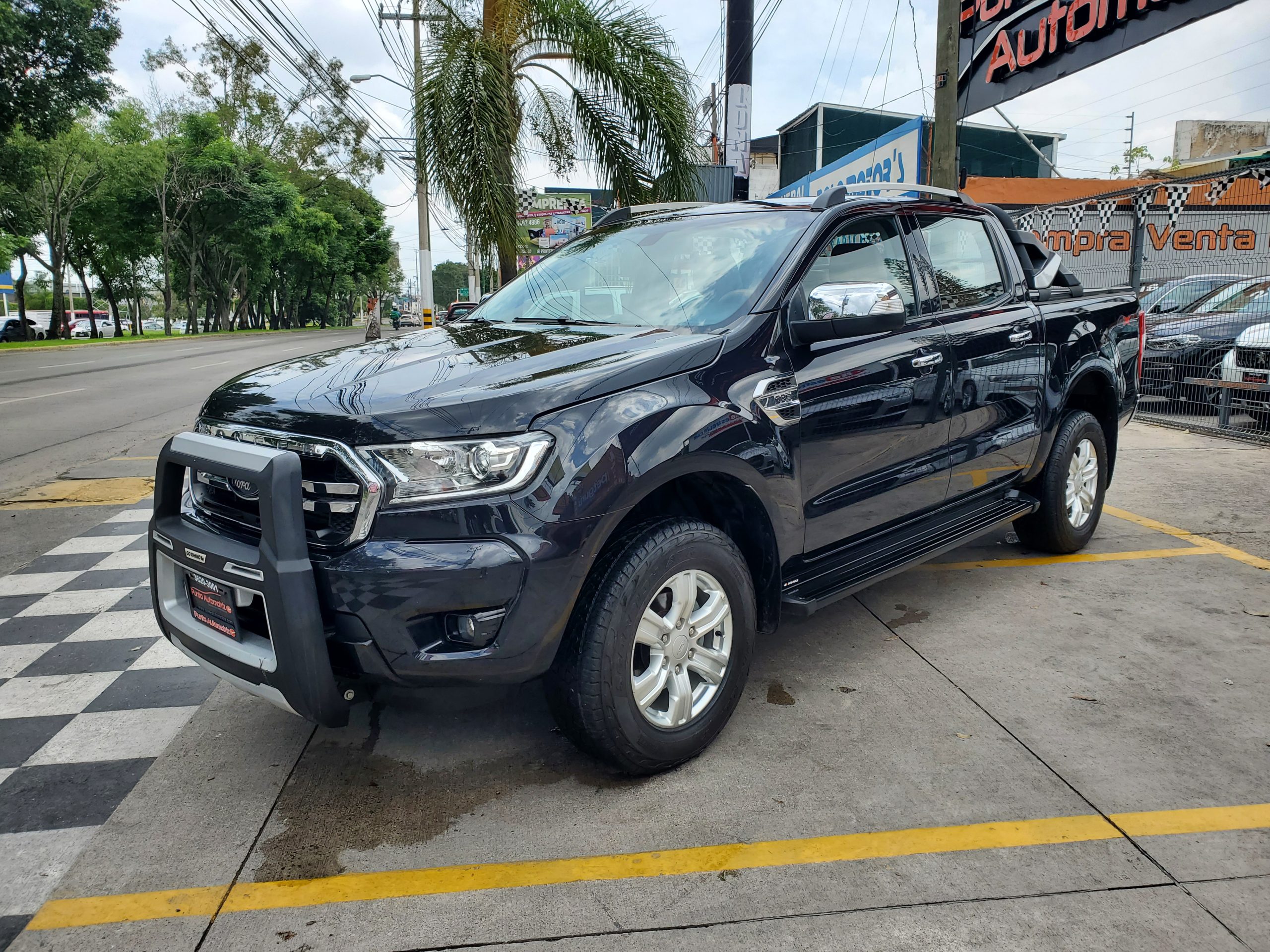 Ford Ranger 2020 XLT Doble Cabina 3.2TD Automático Negro