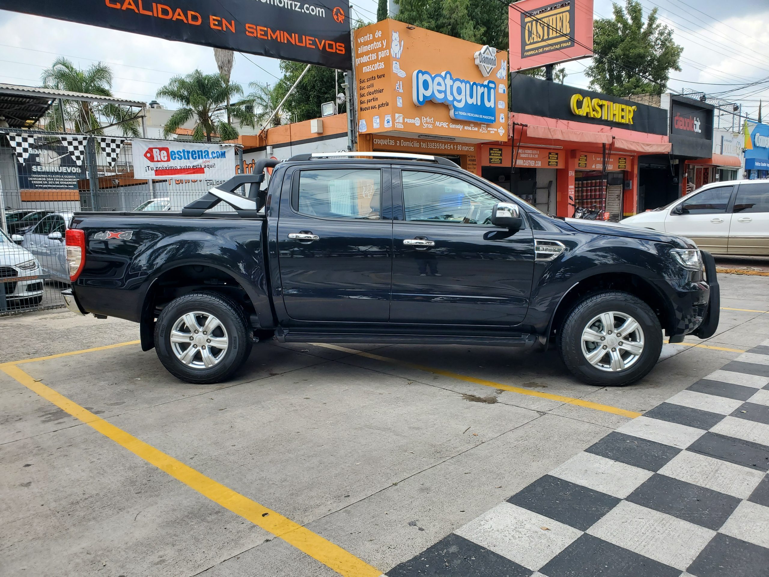 Ford Ranger 2020 XLT Doble Cabina 3.2TD Automático Negro