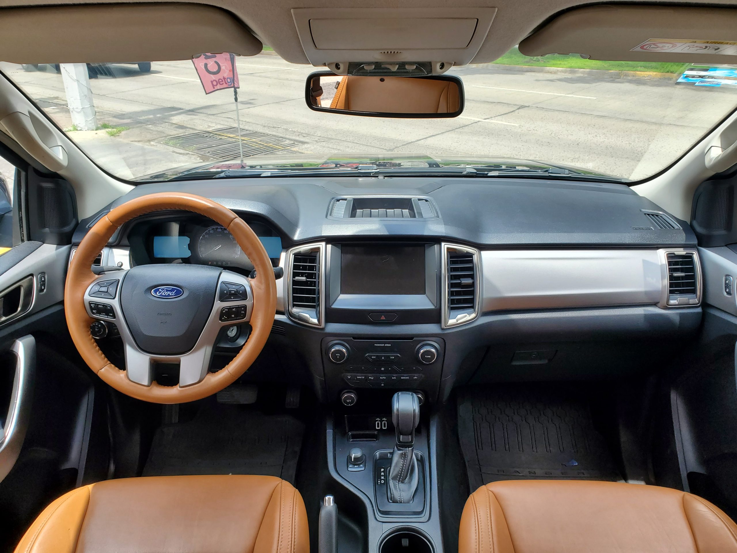 Ford Ranger 2020 XLT Doble Cabina 3.2TD Automático Negro