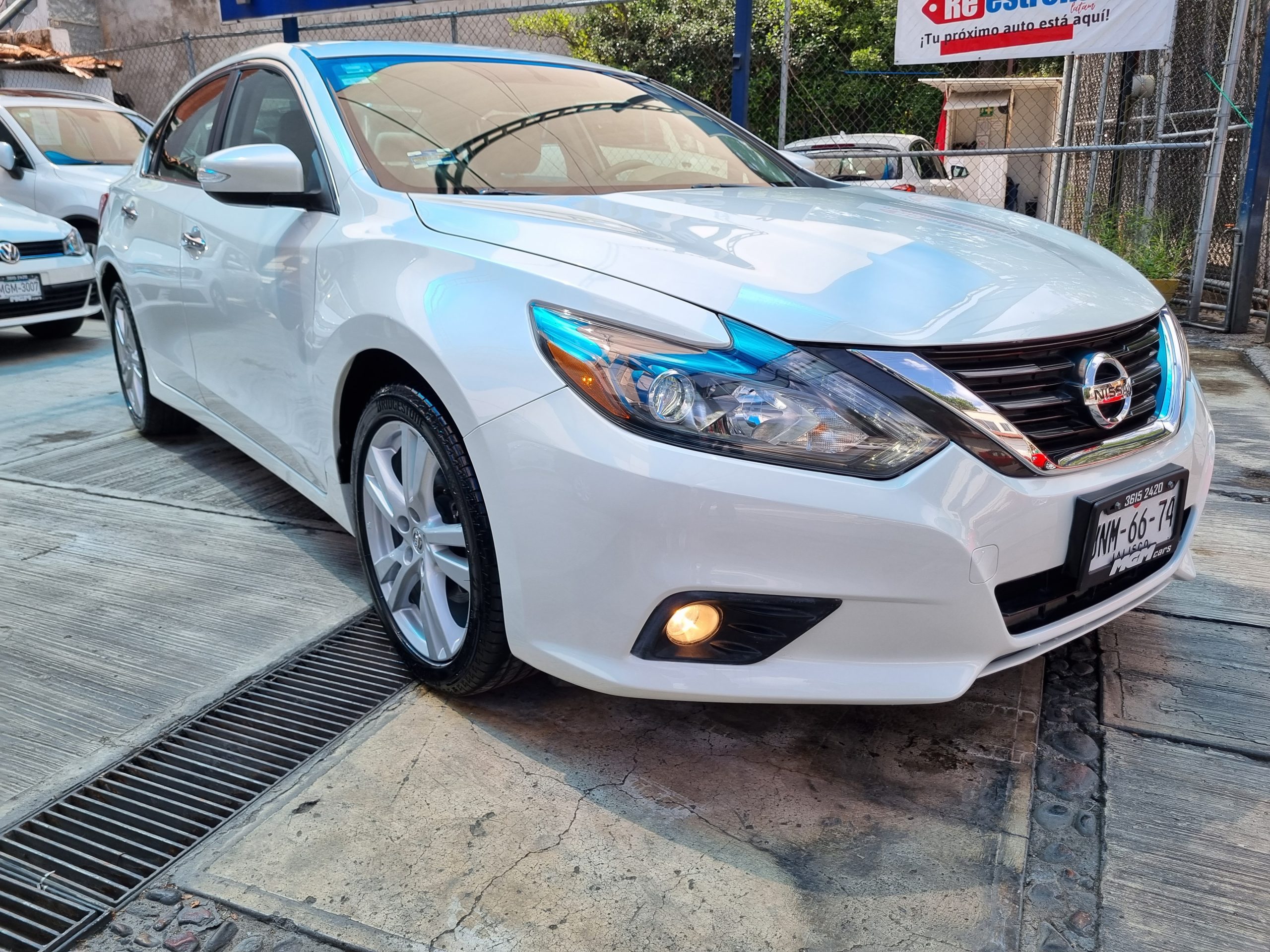 Nissan Altima 2017 ALTIMA ADVANCE NAVI Automático Blanco