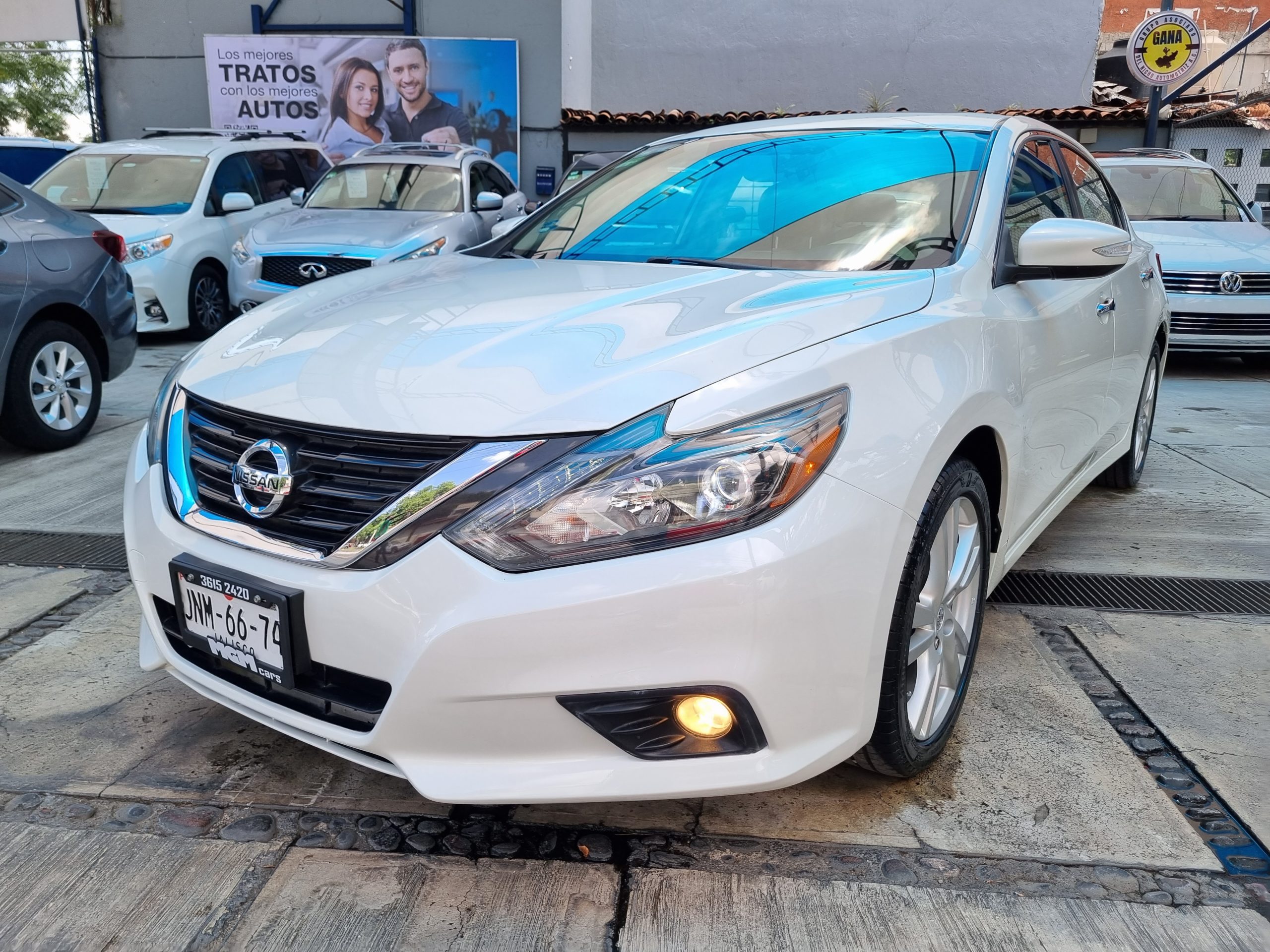 Nissan Altima 2017 ALTIMA ADVANCE NAVI Automático Blanco