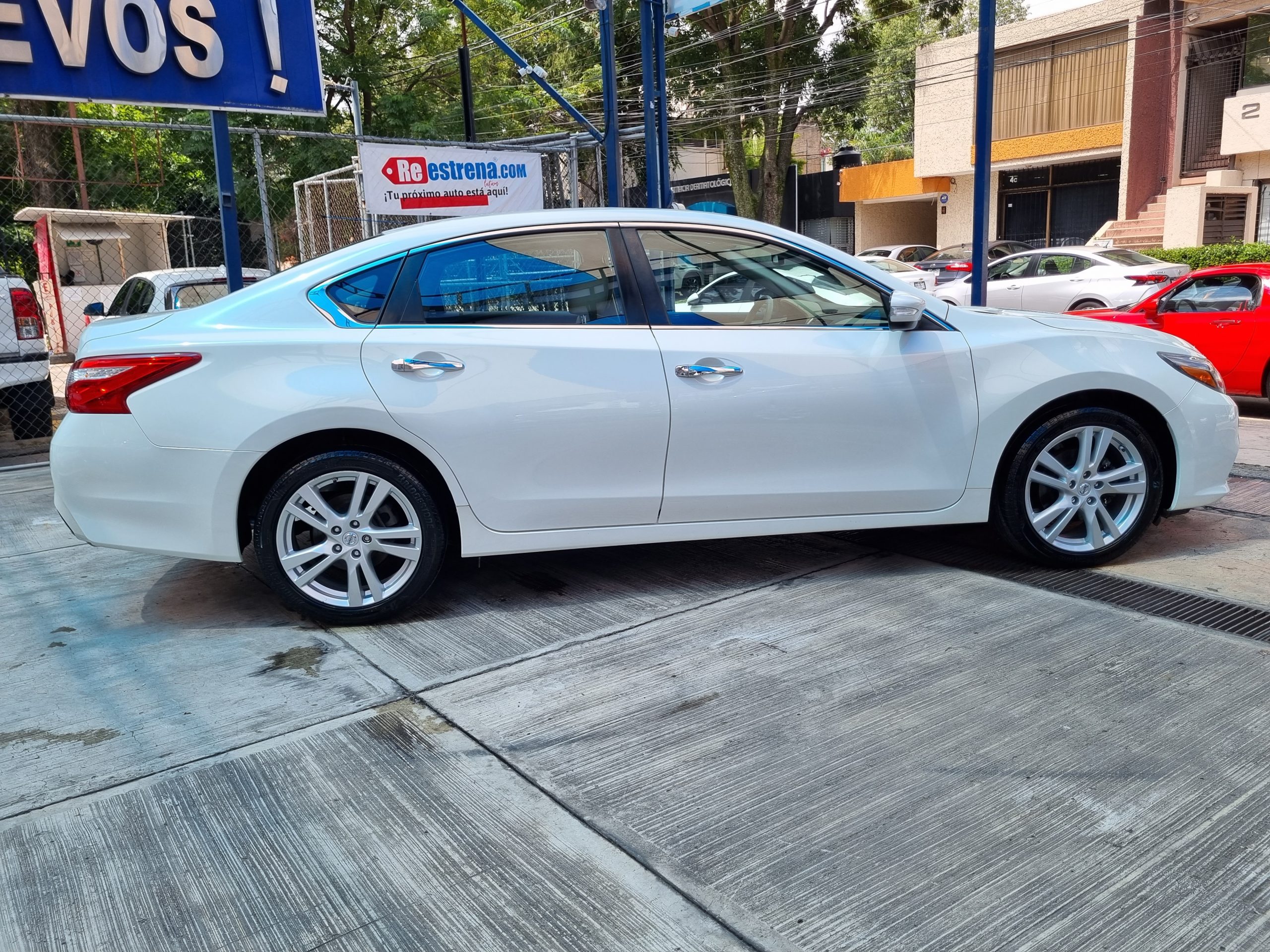 Nissan Altima 2017 ALTIMA ADVANCE NAVI Automático Blanco