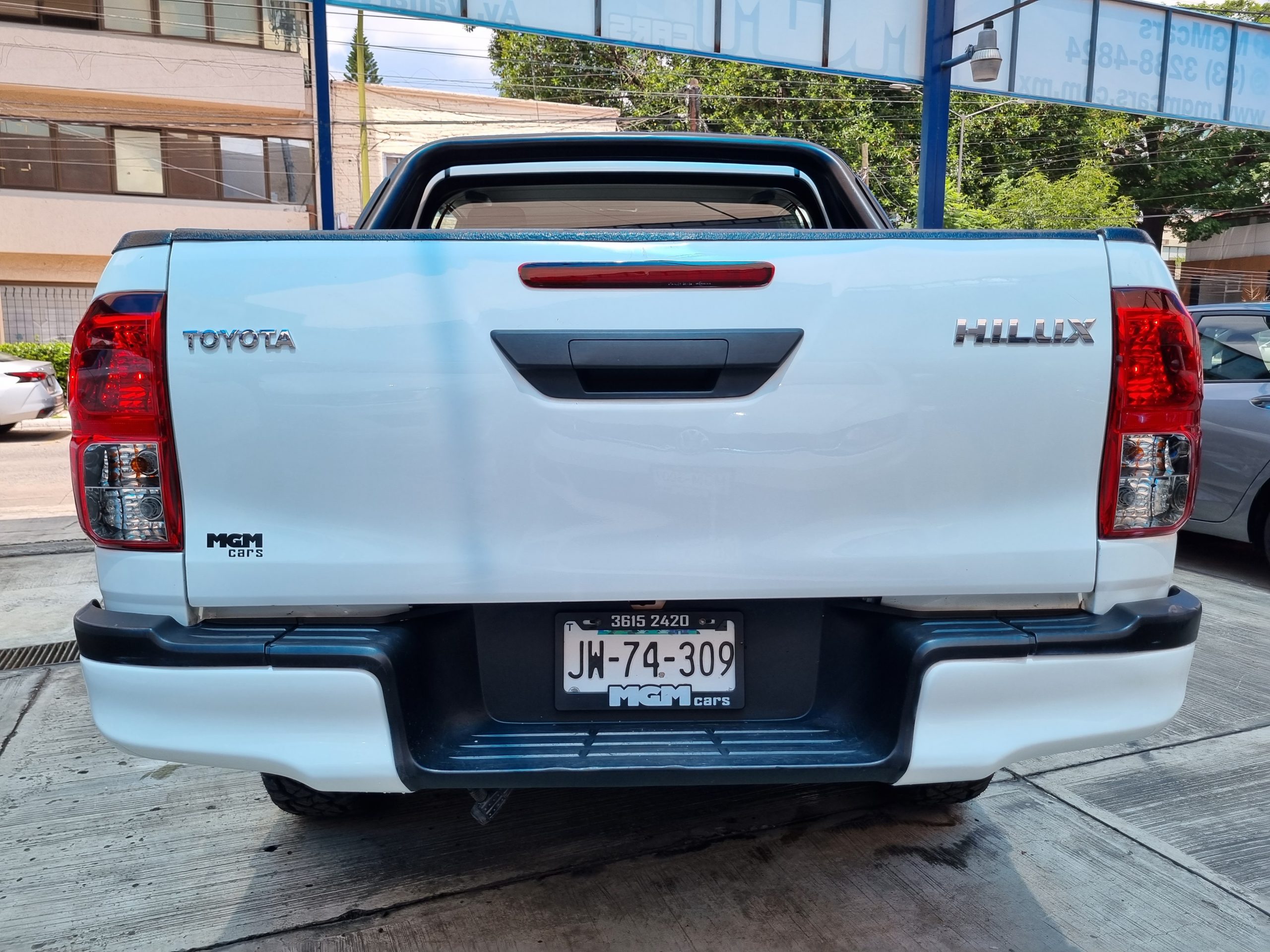 Toyota Hilux 2020 HILUX SR DOBLE CABINA Manual Blanco