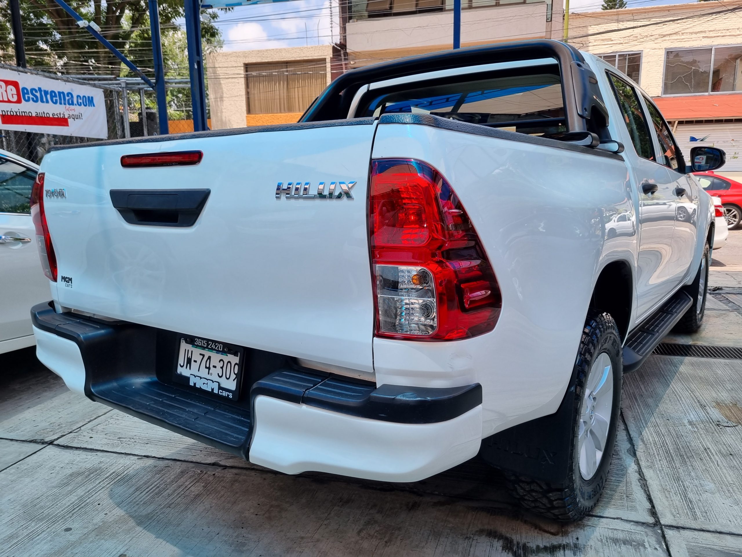 Toyota Hilux 2020 HILUX SR DOBLE CABINA Manual Blanco