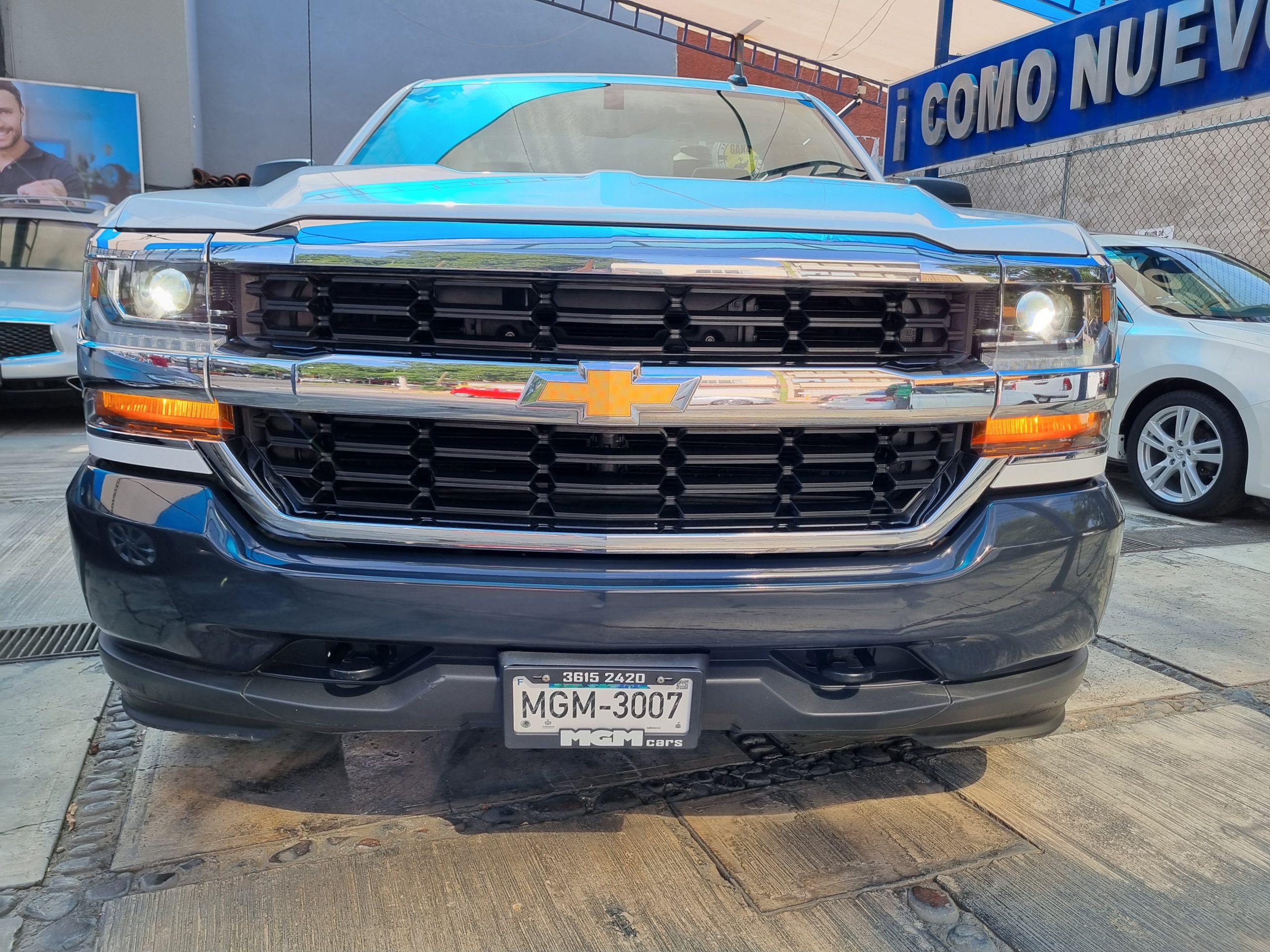 Chevrolet Silverado 2018 SILVERADO 1500 TA Automático Blanco