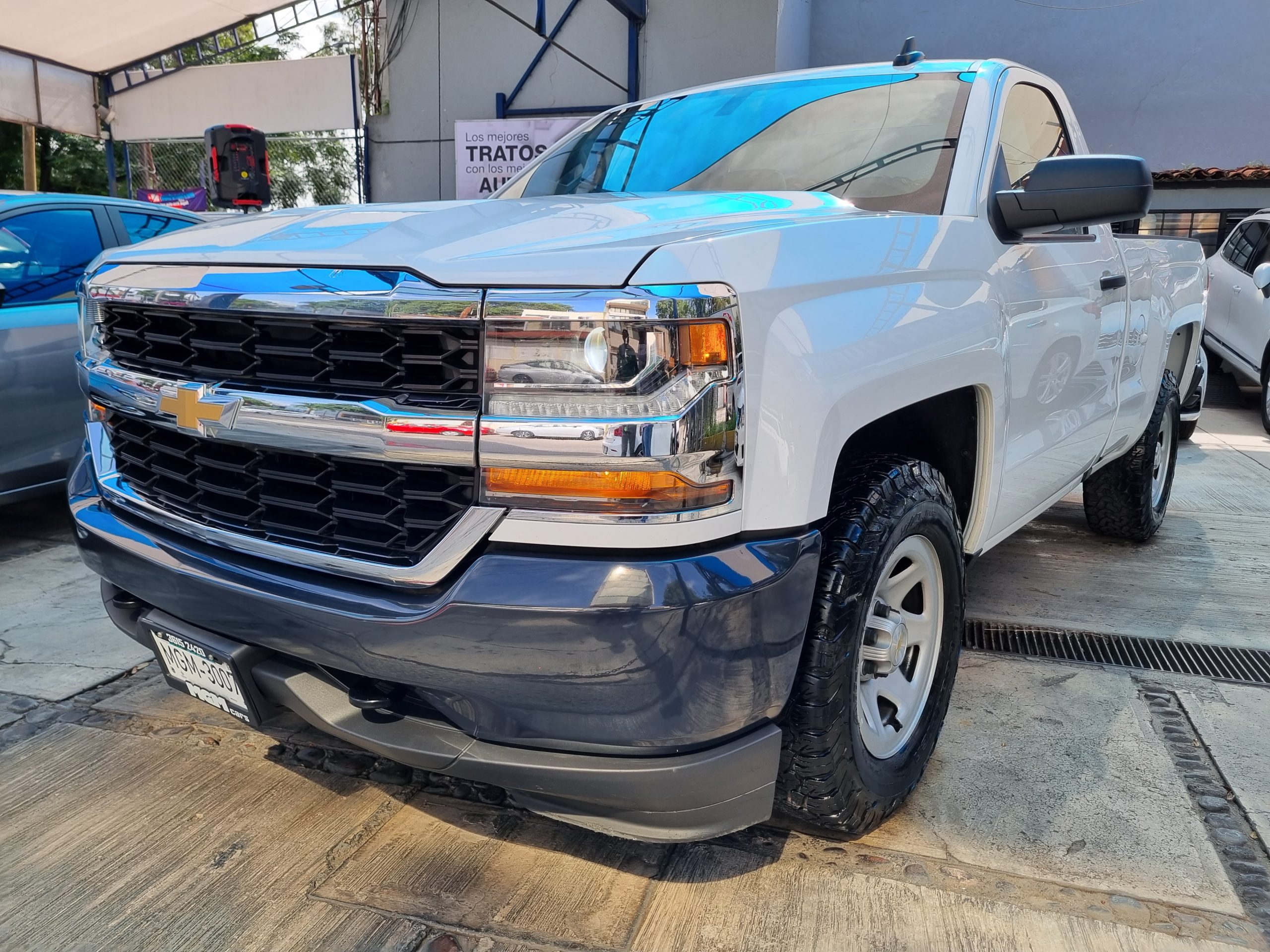 Chevrolet Silverado 2018 SILVERADO 1500 TA Automático Blanco