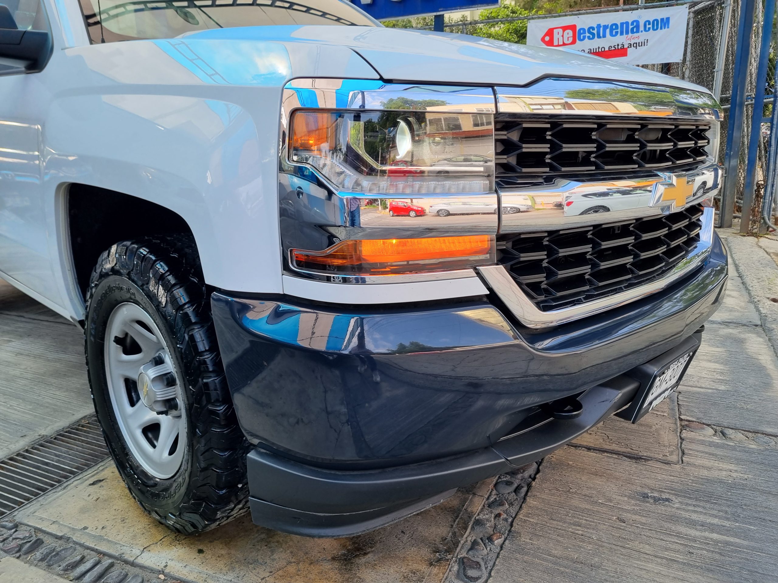 Chevrolet Silverado 2018 SILVERADO 1500 TA Automático Blanco